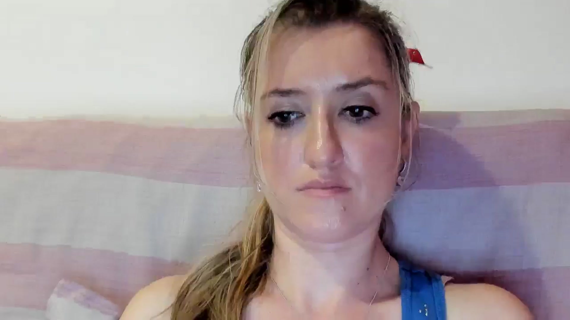Gallery image thumbnail from BestDream's myfreecams stream on, 09/14/2025, 21:52 image 14 of 20