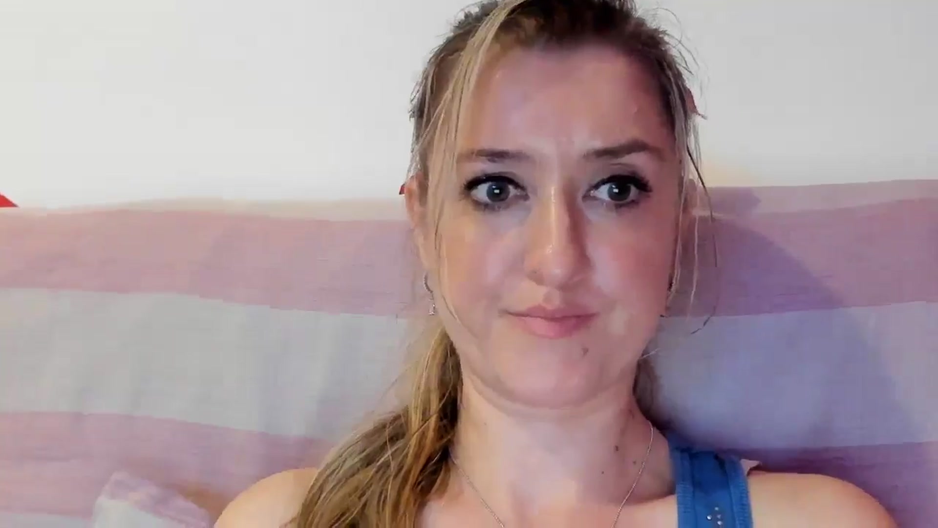 Gallery image thumbnail from BestDream's myfreecams stream on, 09/14/2025, 21:52 image 20 of 20