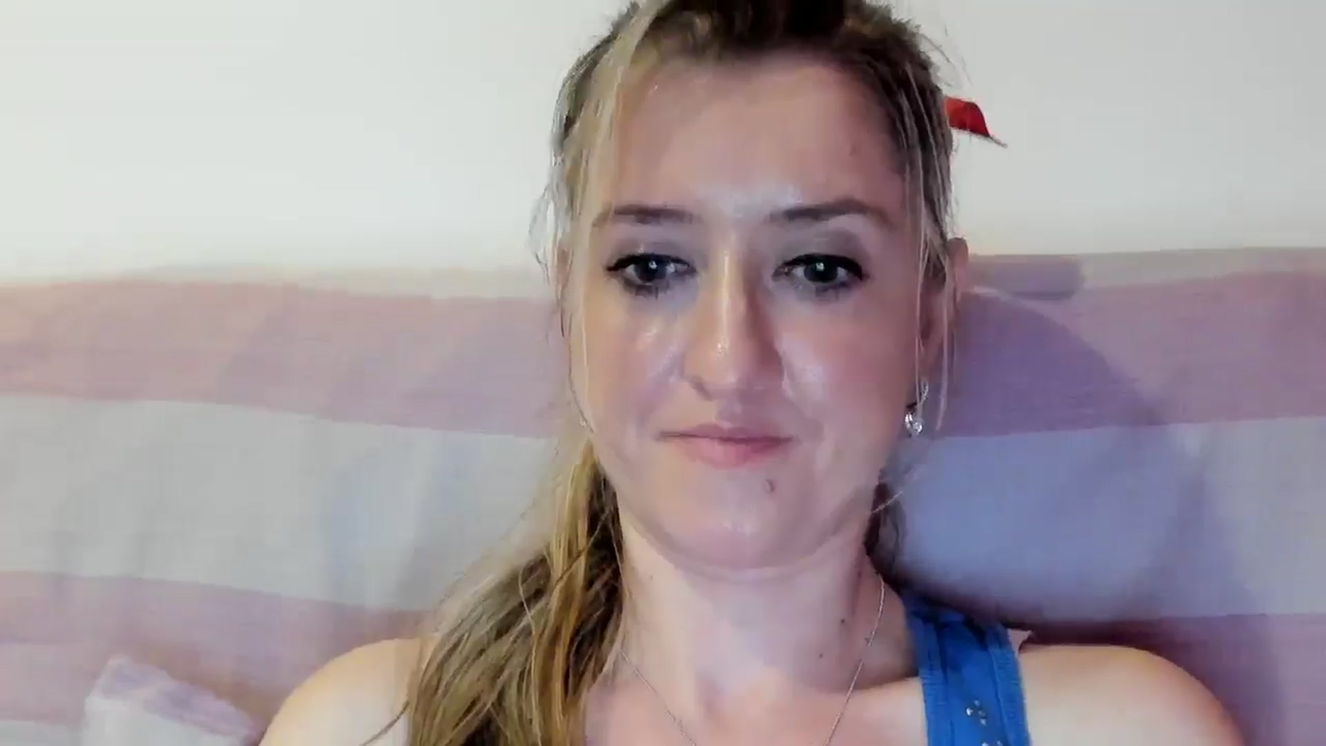 Gallery image thumbnail from BestDream's myfreecams stream on, 09/14/2025, 21:52 image 2 of 20