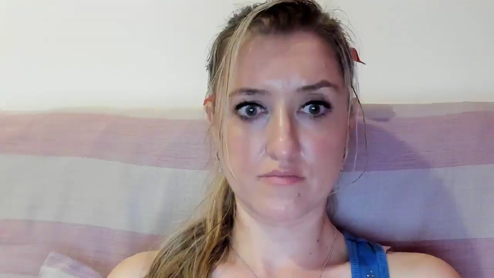Gallery image thumbnail from BestDream's myfreecams stream on, 09/14/2025, 21:52 image 16 of 20