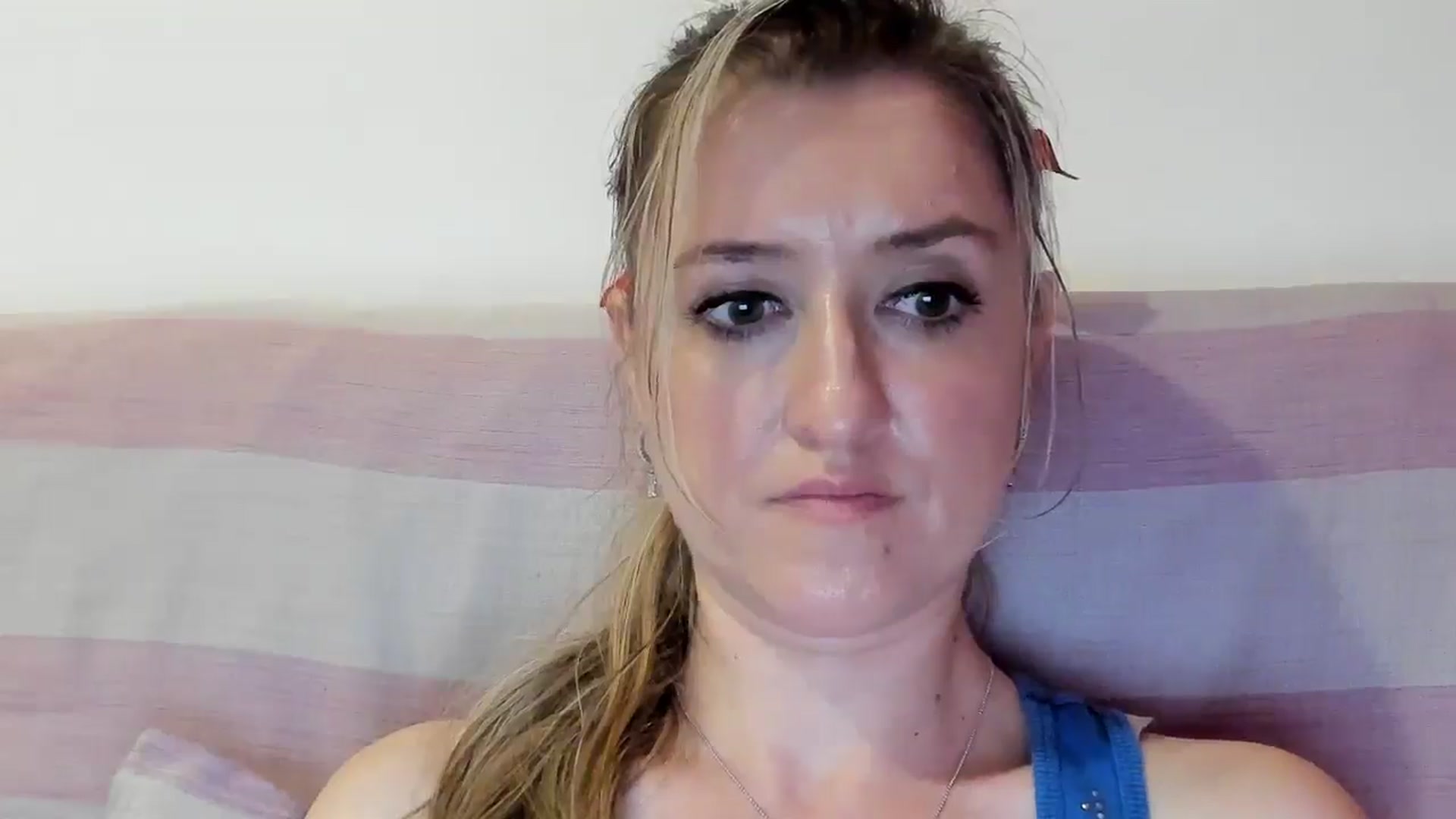 Gallery image thumbnail from BestDream's myfreecams stream on, 09/14/2025, 21:52 image 15 of 20