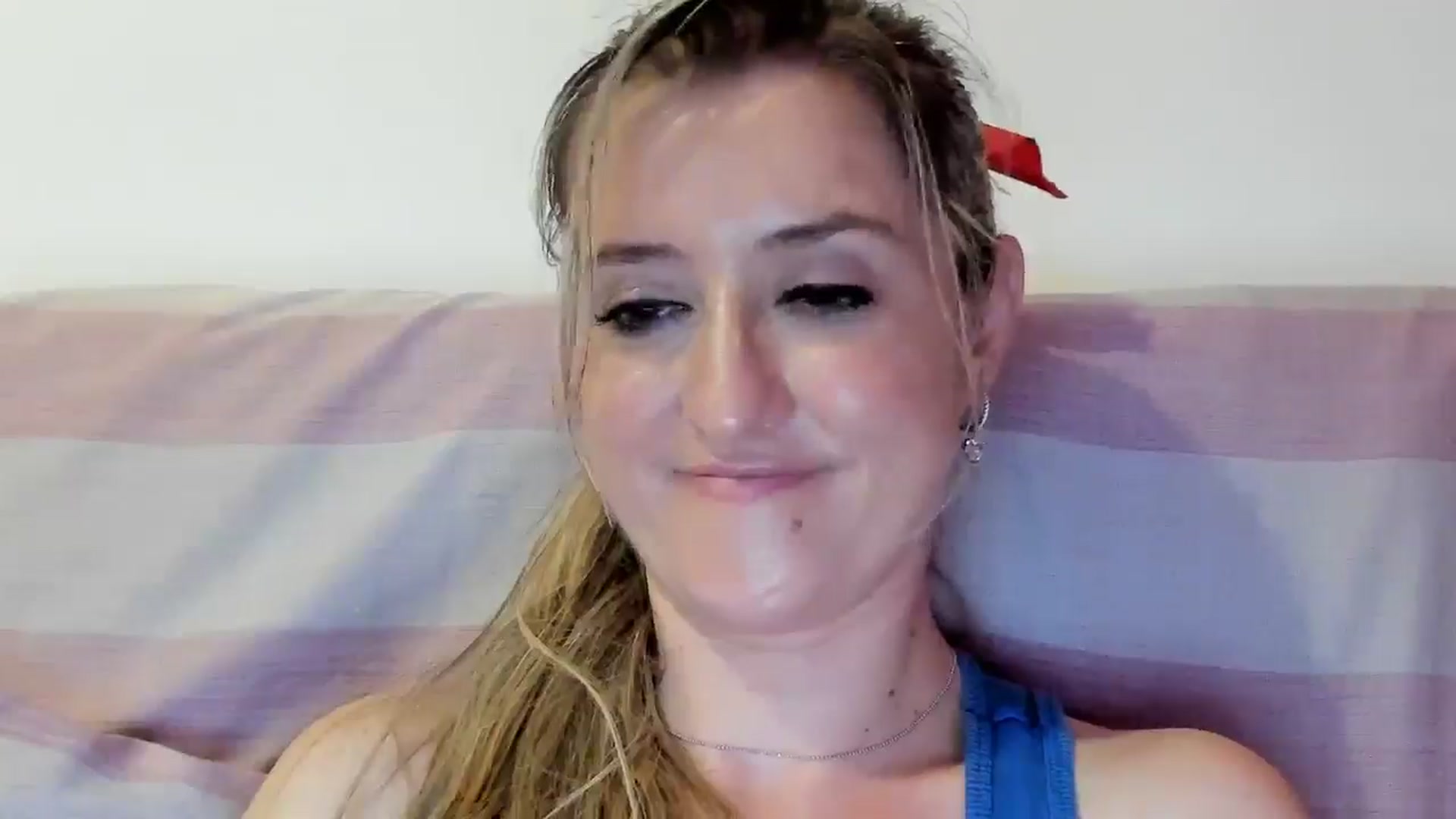 Gallery image thumbnail from BestDream's myfreecams stream on, 09/14/2025, 22:48 image 7 of 20