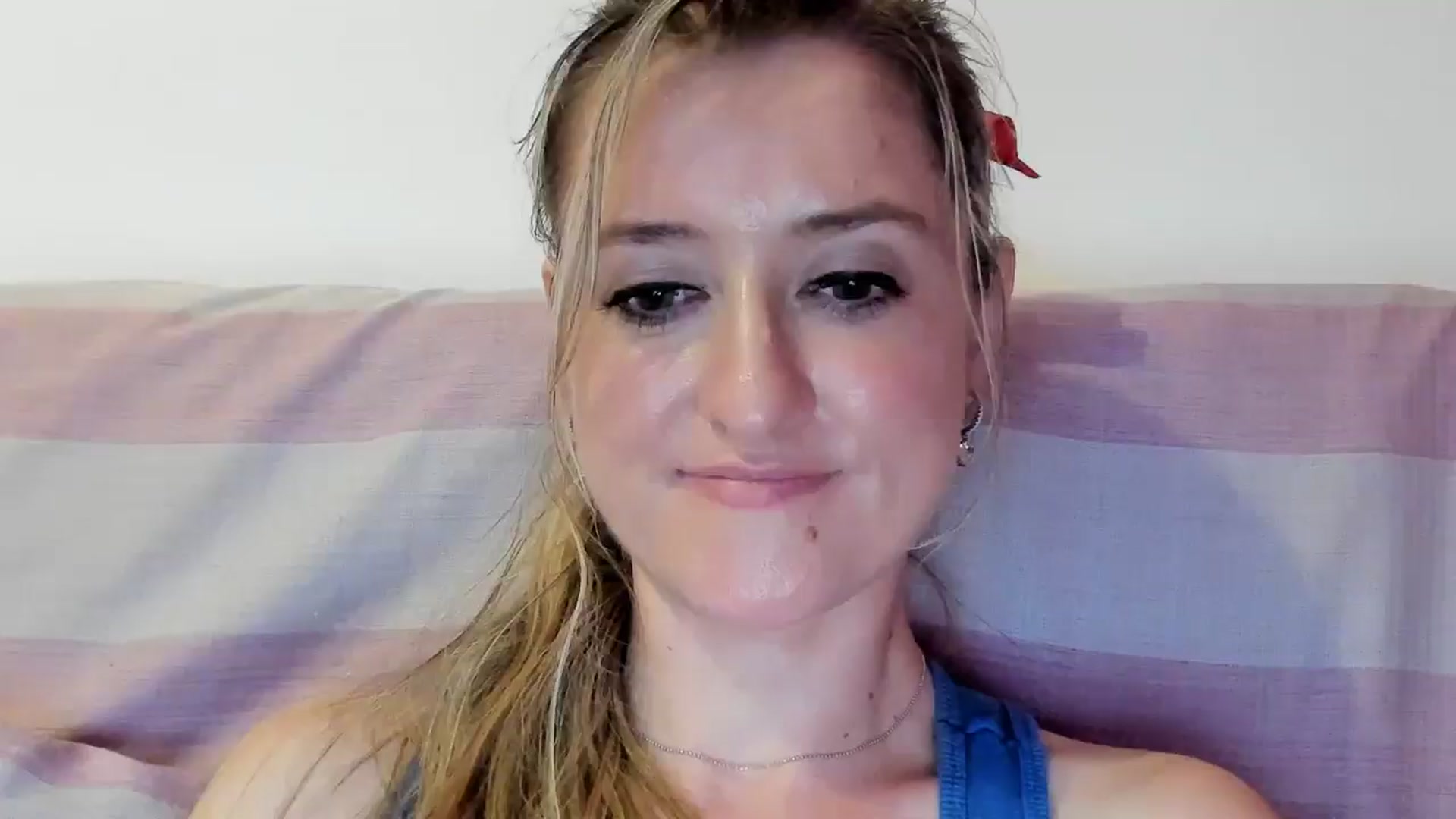 Gallery image thumbnail from BestDream's myfreecams stream on, 09/14/2025, 22:48 image 1 of 20
