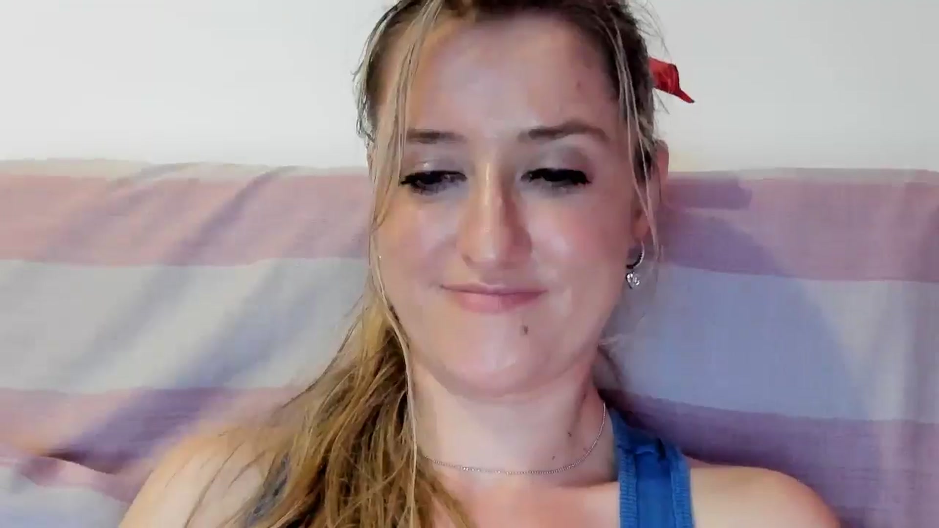 Gallery image thumbnail from BestDream's myfreecams stream on, 09/14/2025, 22:48 image 3 of 20