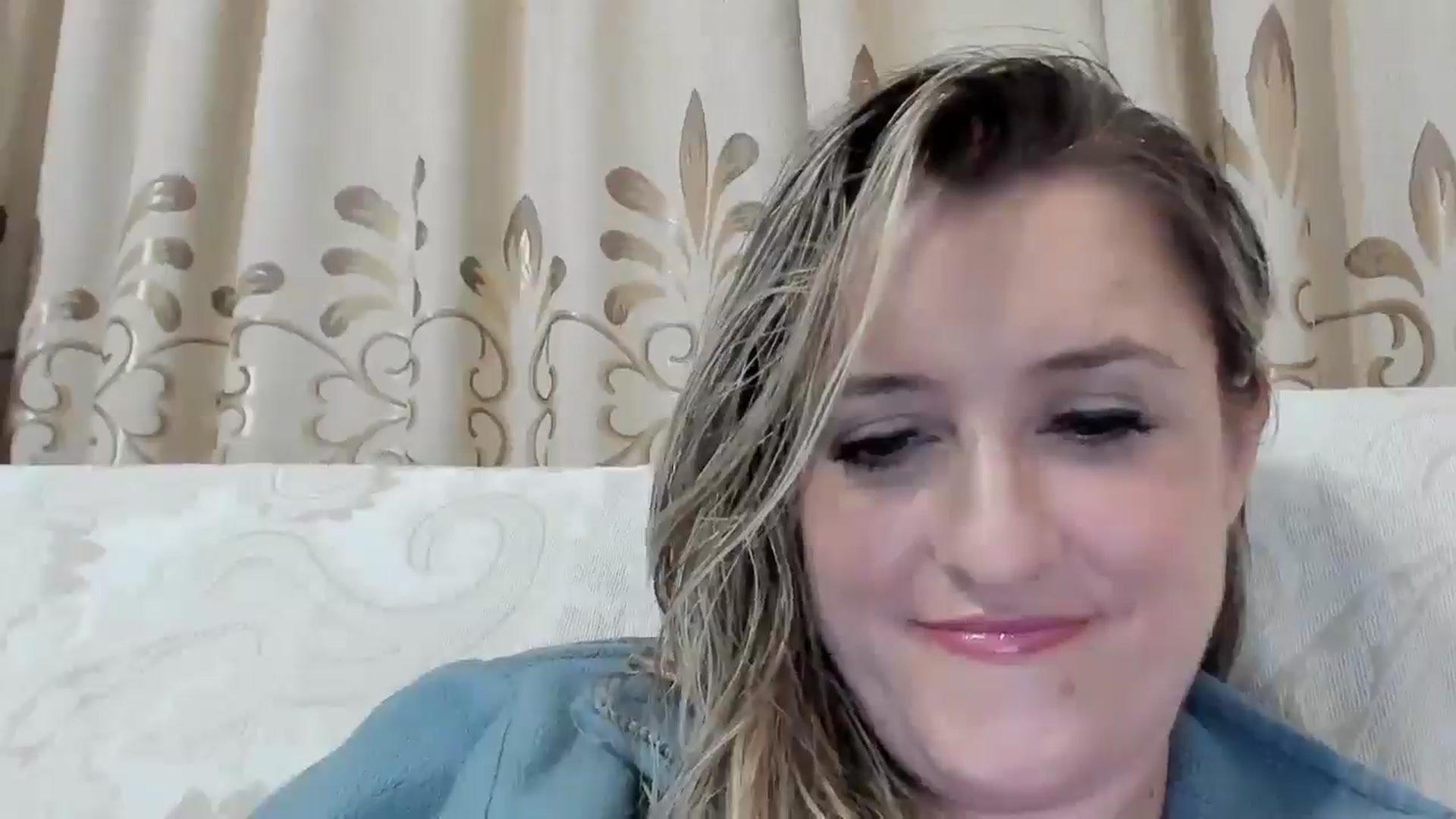 Gallery image thumbnail from BestDream's myfreecams stream on, 09/17/2025, 22:18 image 16 of 20
