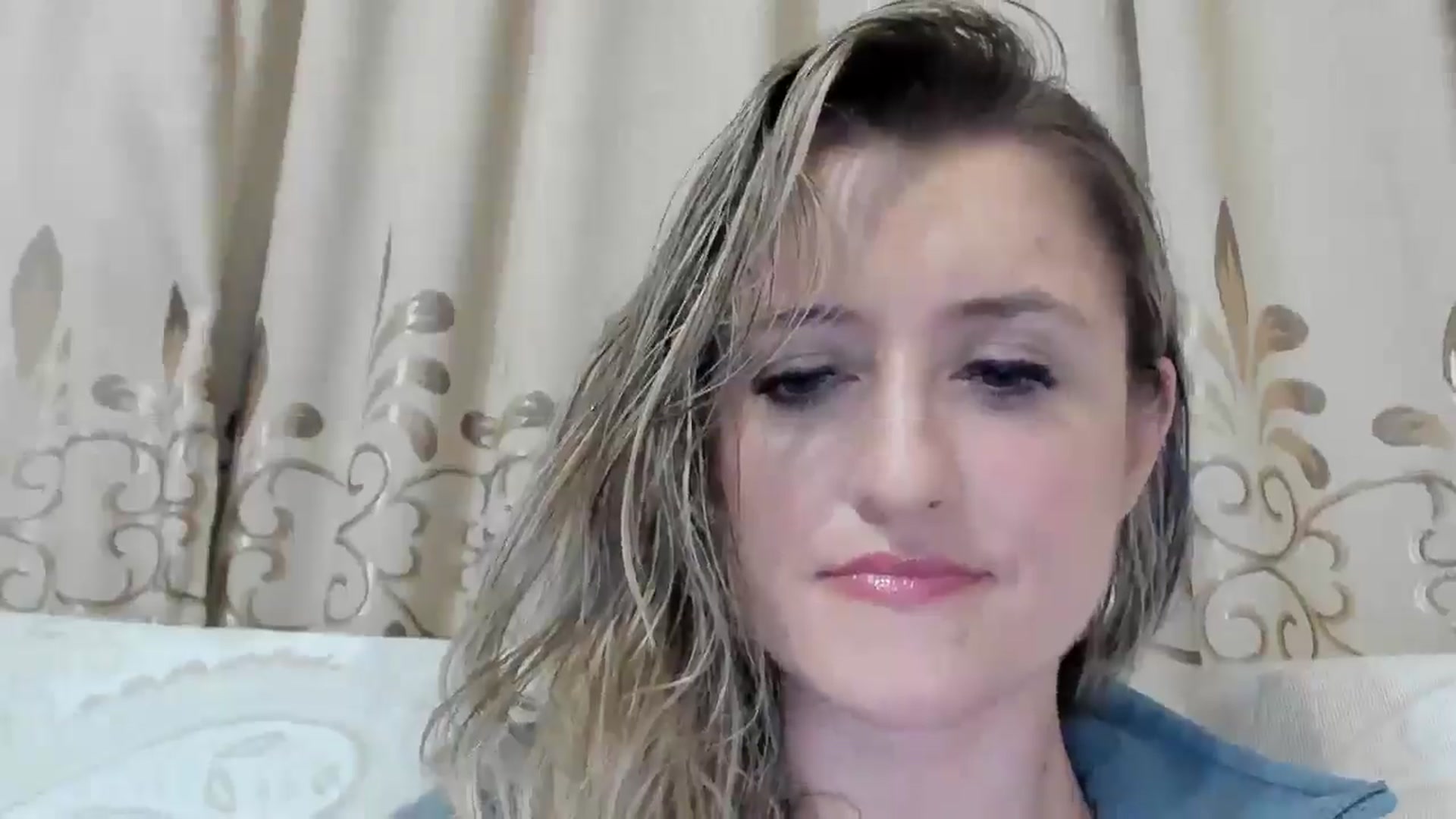 Gallery image thumbnail from BestDream's myfreecams stream on, 09/17/2025, 22:18 image 8 of 20
