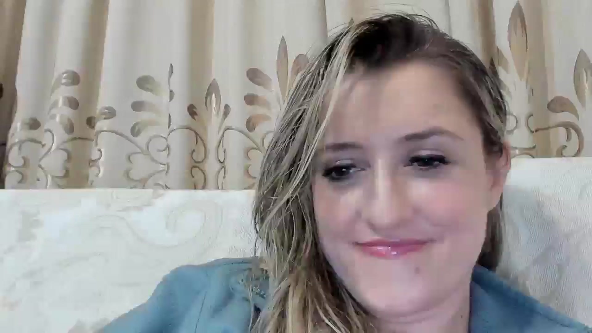 Gallery image thumbnail from BestDream's myfreecams stream on, 09/17/2025, 22:18 image 15 of 20