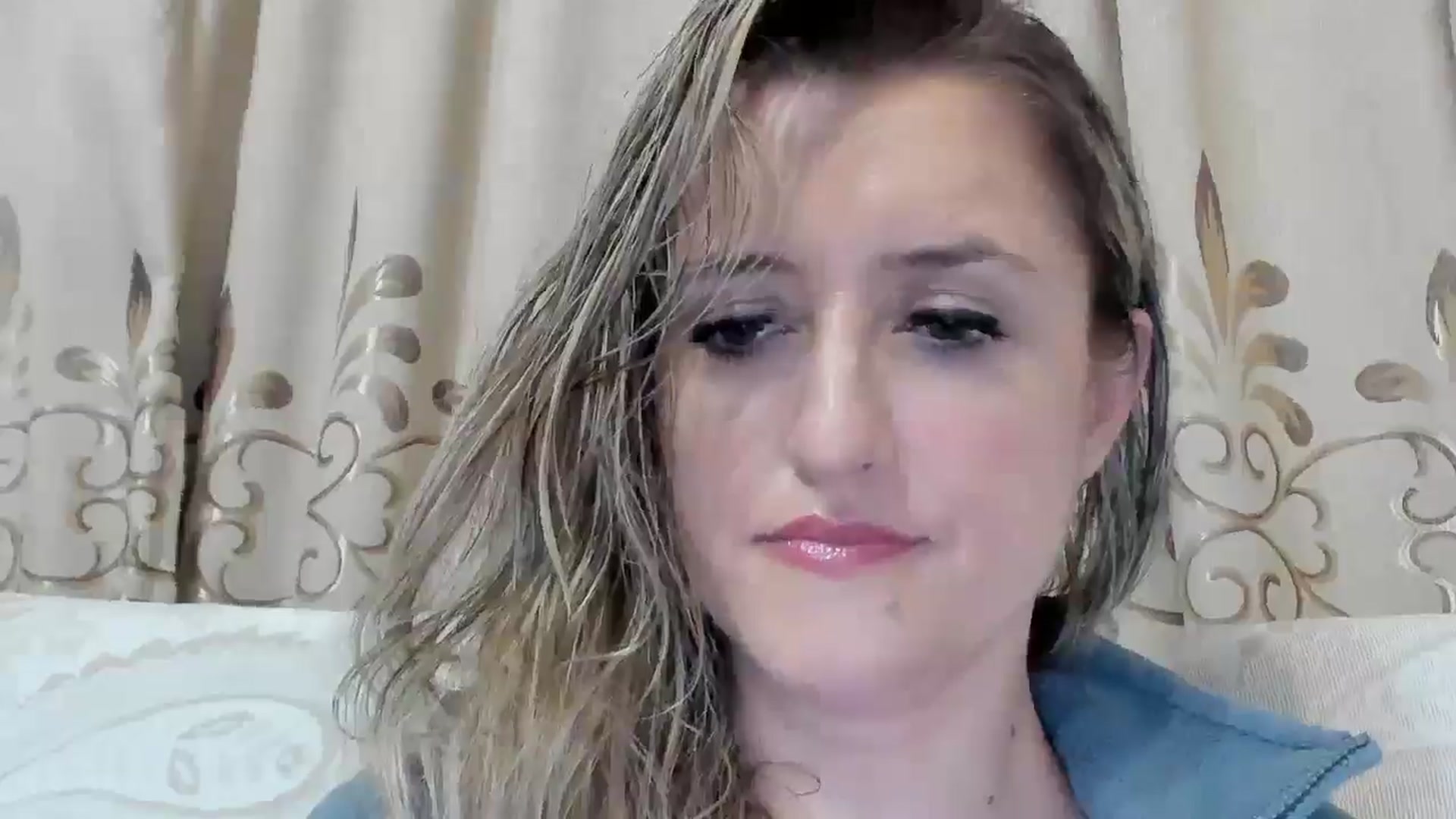 Gallery image thumbnail from BestDream's myfreecams stream on, 09/17/2025, 22:18 image 9 of 20