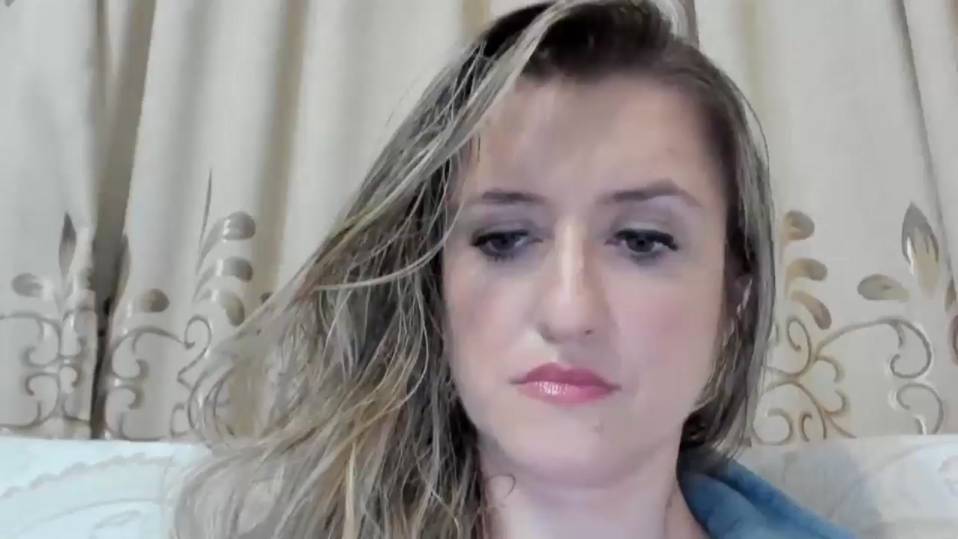 Gallery image thumbnail from BestDream's myfreecams stream on, 09/17/2025, 22:18 image 1 of 20