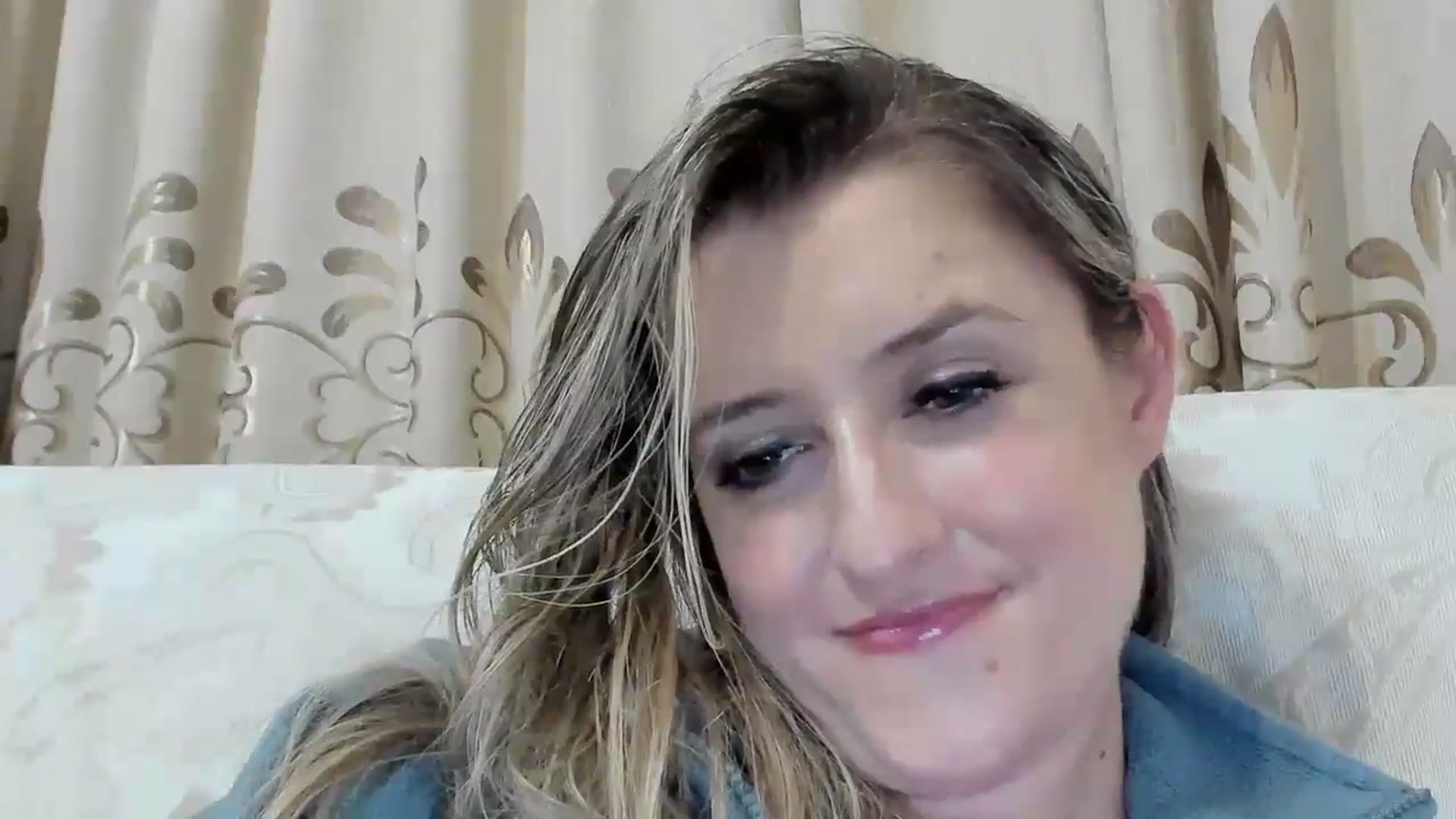 Gallery image thumbnail from BestDream's myfreecams stream on, 09/17/2025, 22:18 image 18 of 20