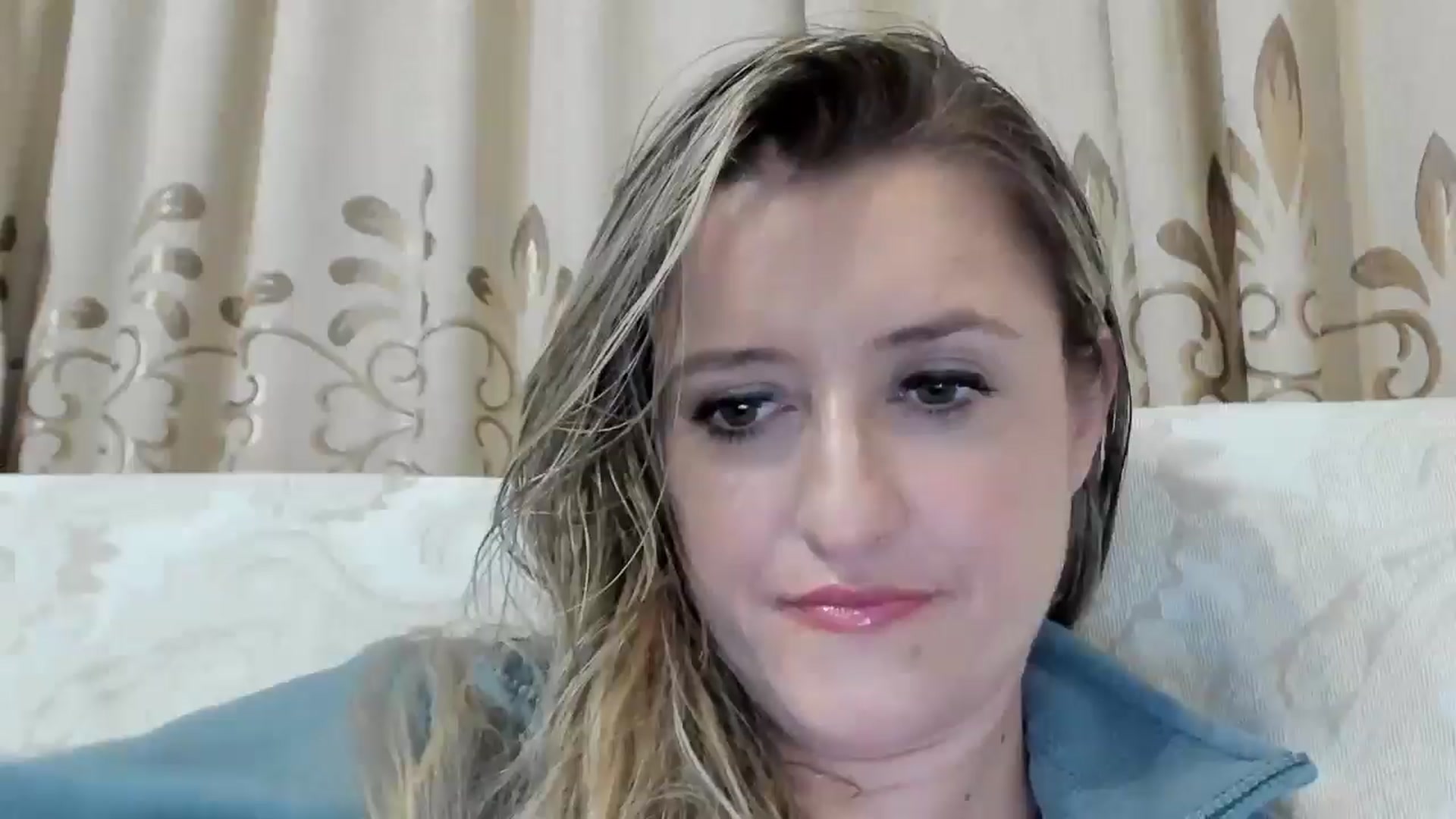 Gallery image thumbnail from BestDream's myfreecams stream on, 09/17/2025, 22:18 image 10 of 20