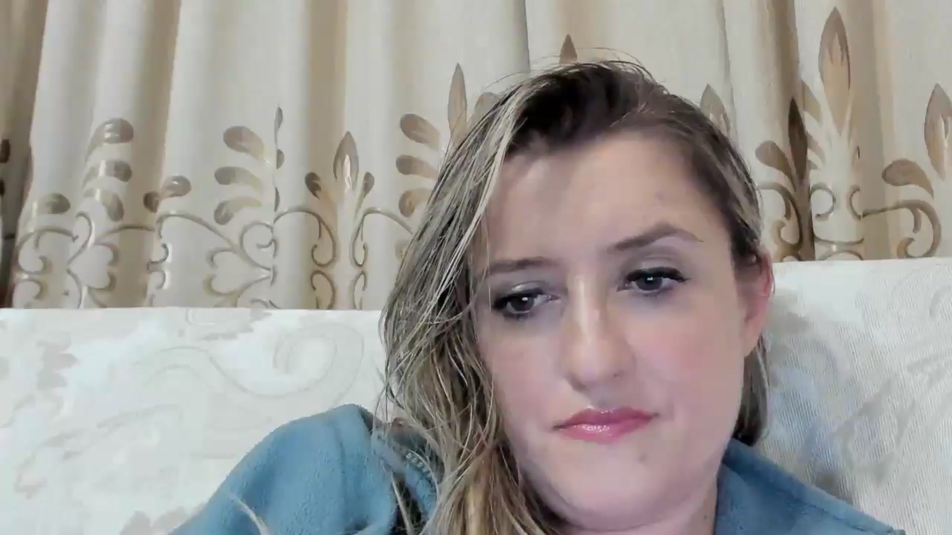 Gallery image thumbnail from BestDream's myfreecams stream on, 09/17/2025, 22:18 image 12 of 20