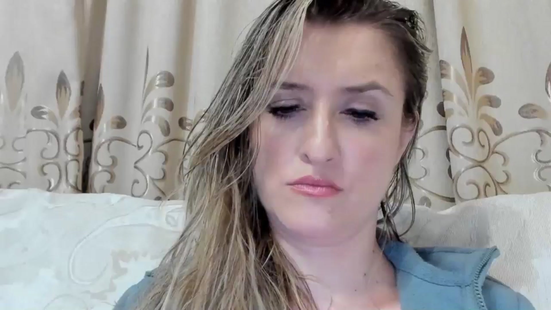 Gallery image thumbnail from BestDream's myfreecams stream on, 09/17/2025, 23:35 image 16 of 20
