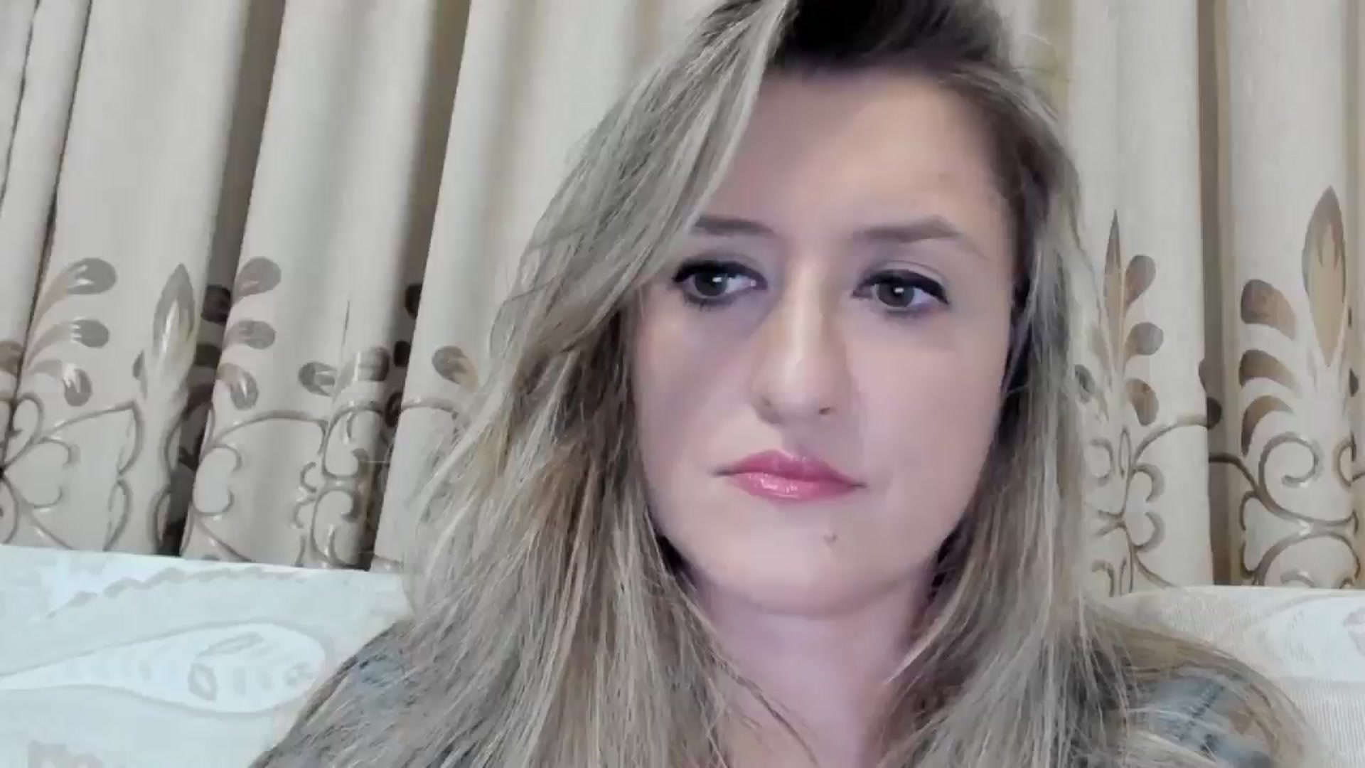 Gallery image thumbnail from BestDream's myfreecams stream on, 09/19/2025, 24:11 image 4 of 20