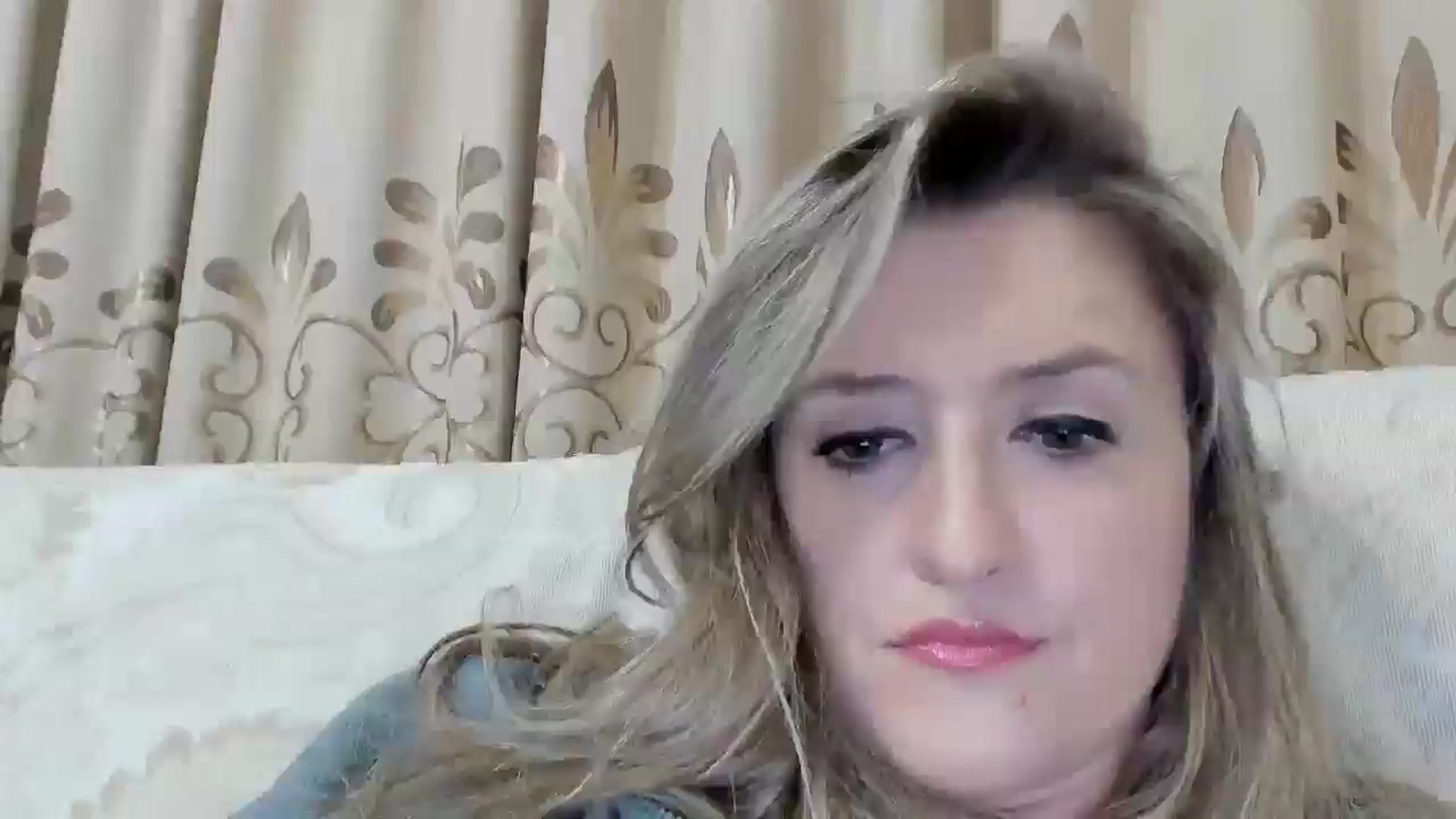 Gallery image thumbnail from BestDream's myfreecams stream on, 09/19/2025, 24:11 image 19 of 20