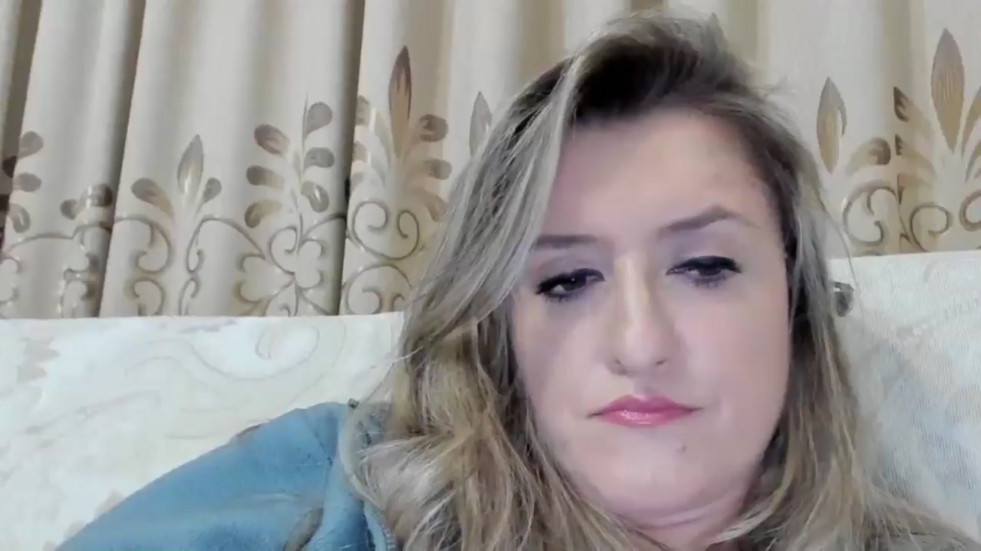 Gallery image thumbnail from BestDream's myfreecams stream on, 09/19/2025, 24:11 image 9 of 20