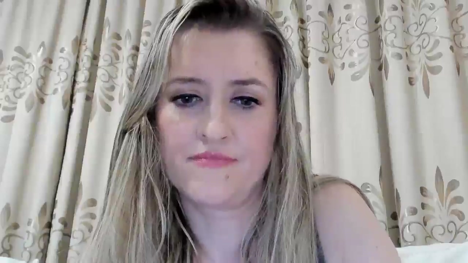 Gallery image thumbnail from BestDream's myfreecams stream on, 09/25/2025, 22:28 image 15 of 20