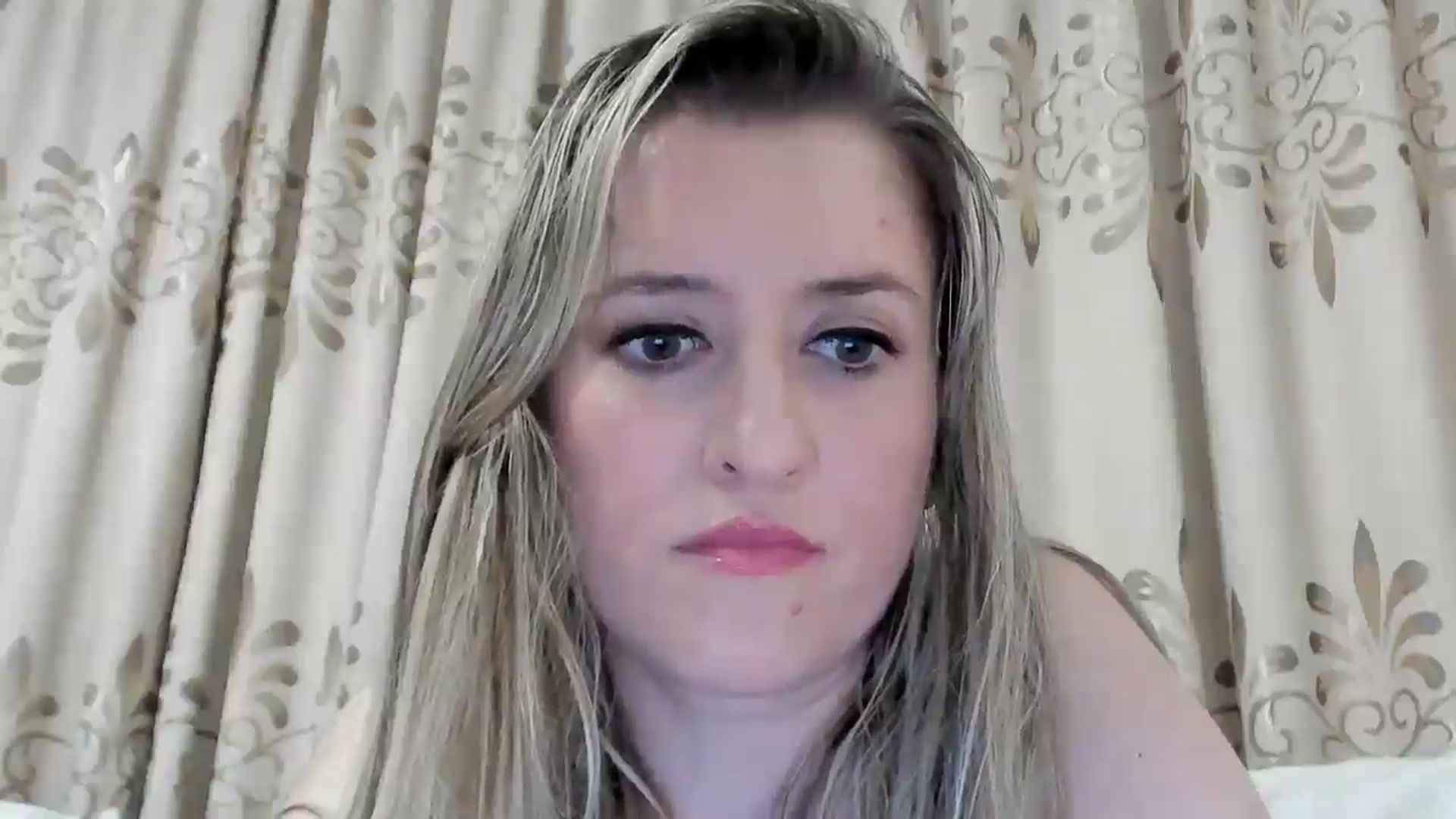 Gallery image thumbnail from BestDream's myfreecams stream on, 09/25/2025, 22:28 image 14 of 20