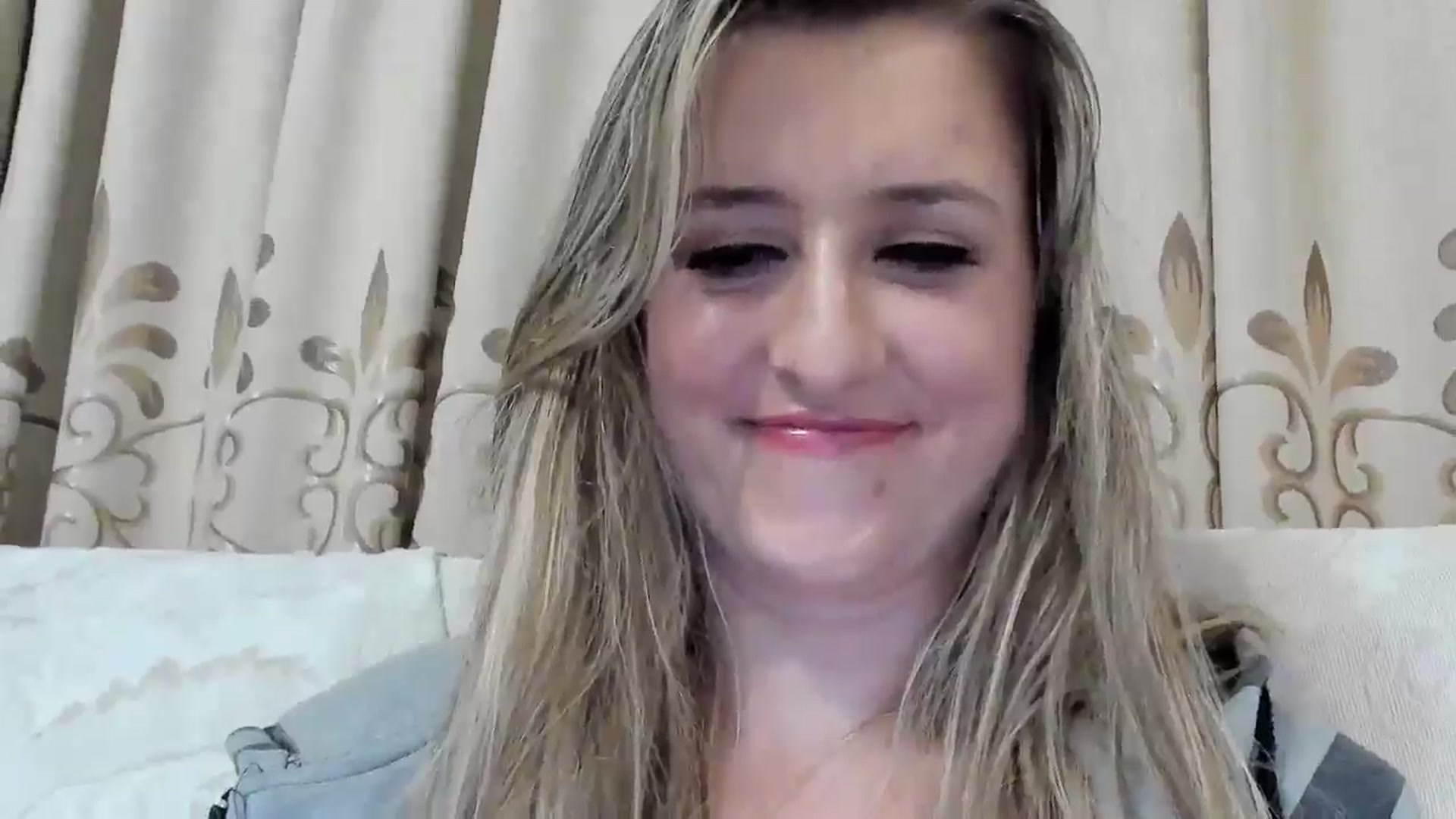 Gallery image thumbnail from BestDream's myfreecams stream on, 09/25/2025, 23:21 image 4 of 20