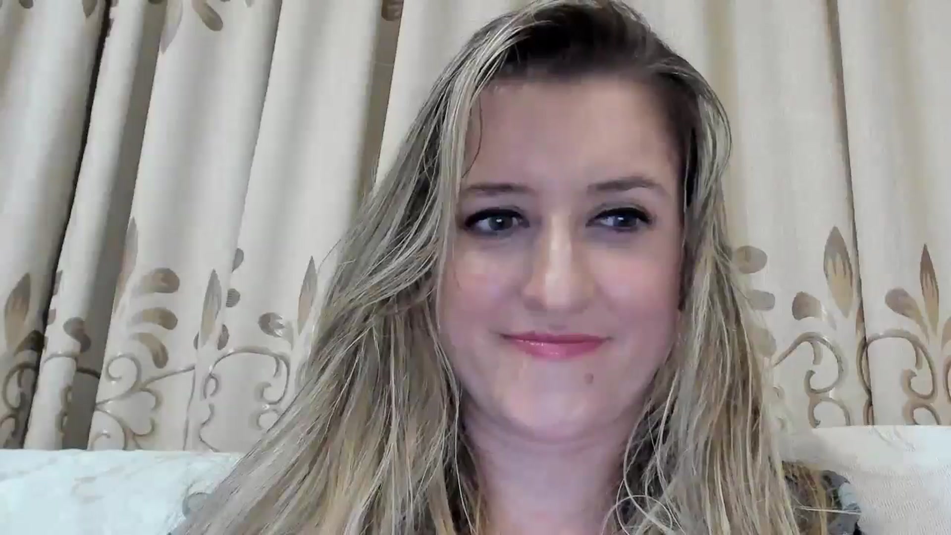 Gallery image thumbnail from BestDream's myfreecams stream on, 09/25/2025, 23:21 image 16 of 20