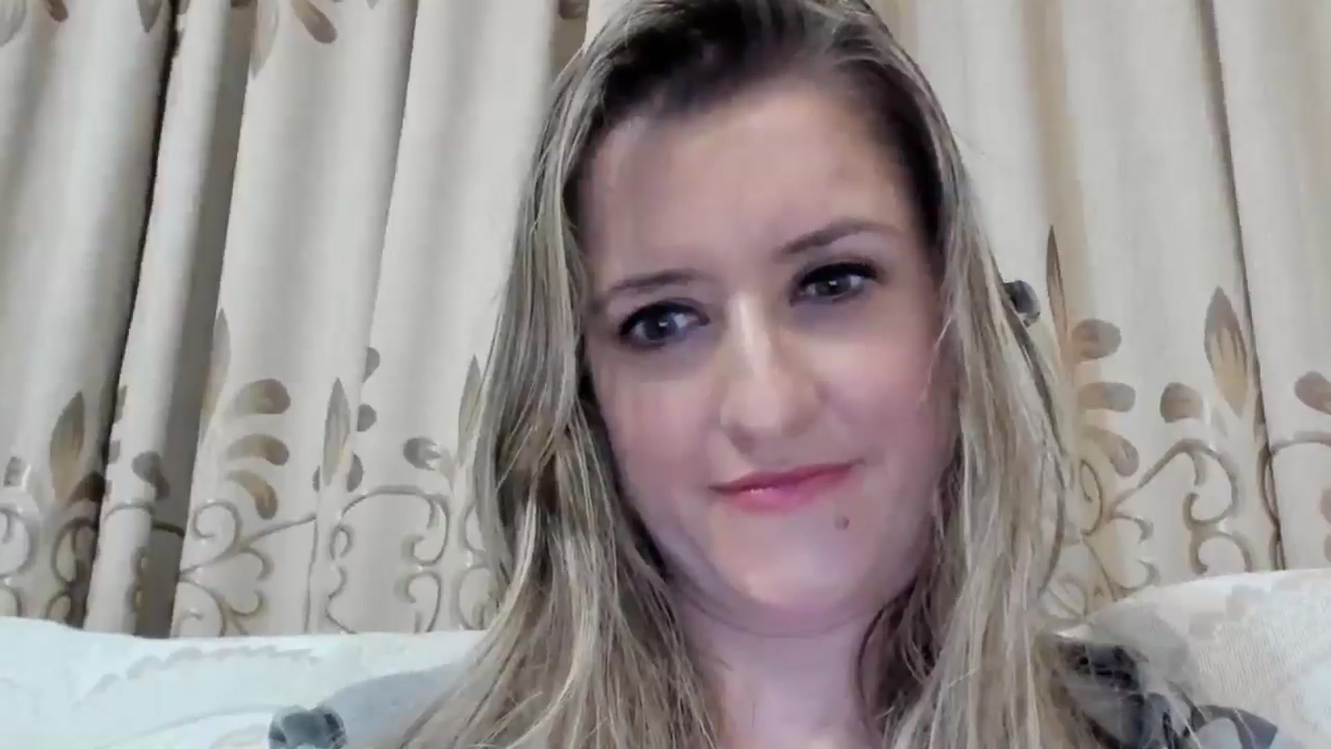 Gallery image thumbnail from BestDream's myfreecams stream on, 09/25/2025, 23:40 image 10 of 20
