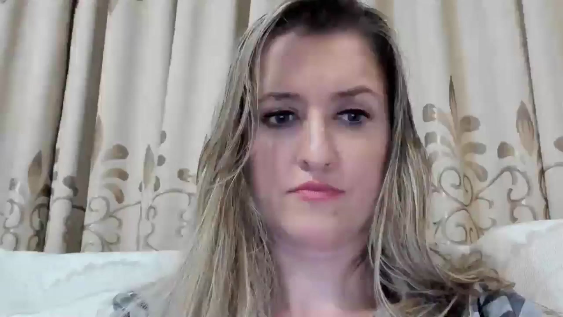 Gallery image thumbnail from BestDream's myfreecams stream on, 09/26/2025, 24:24 image 17 of 20