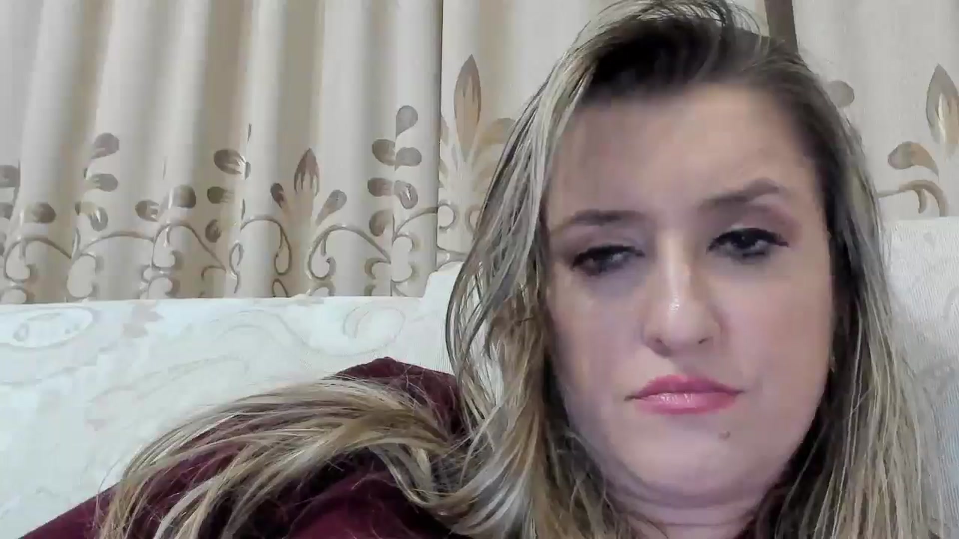 Gallery image thumbnail from BestDream's myfreecams stream on, 09/27/2025, 24:12 image 16 of 20