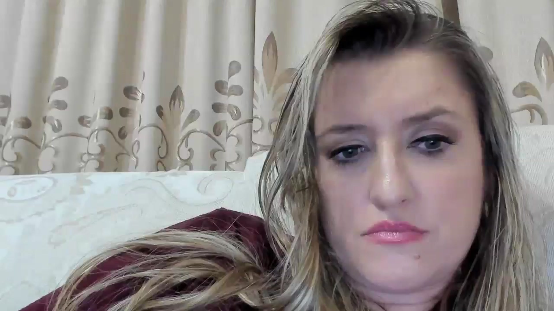 Gallery image thumbnail from BestDream's myfreecams stream on, 09/27/2025, 24:12 image 18 of 20