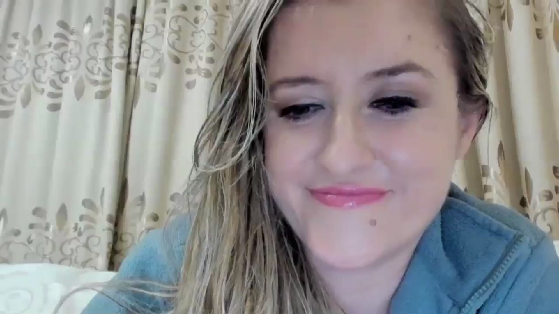 Gallery image thumbnail from BestDream's myfreecams stream on, 09/27/2025, 23:38 image 8 of 20