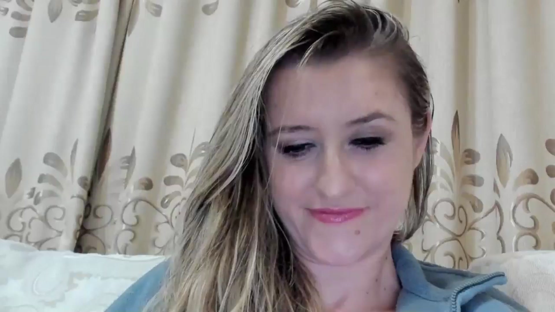 Gallery image thumbnail from BestDream's myfreecams stream on, 09/28/2025, 24:04 image 3 of 20