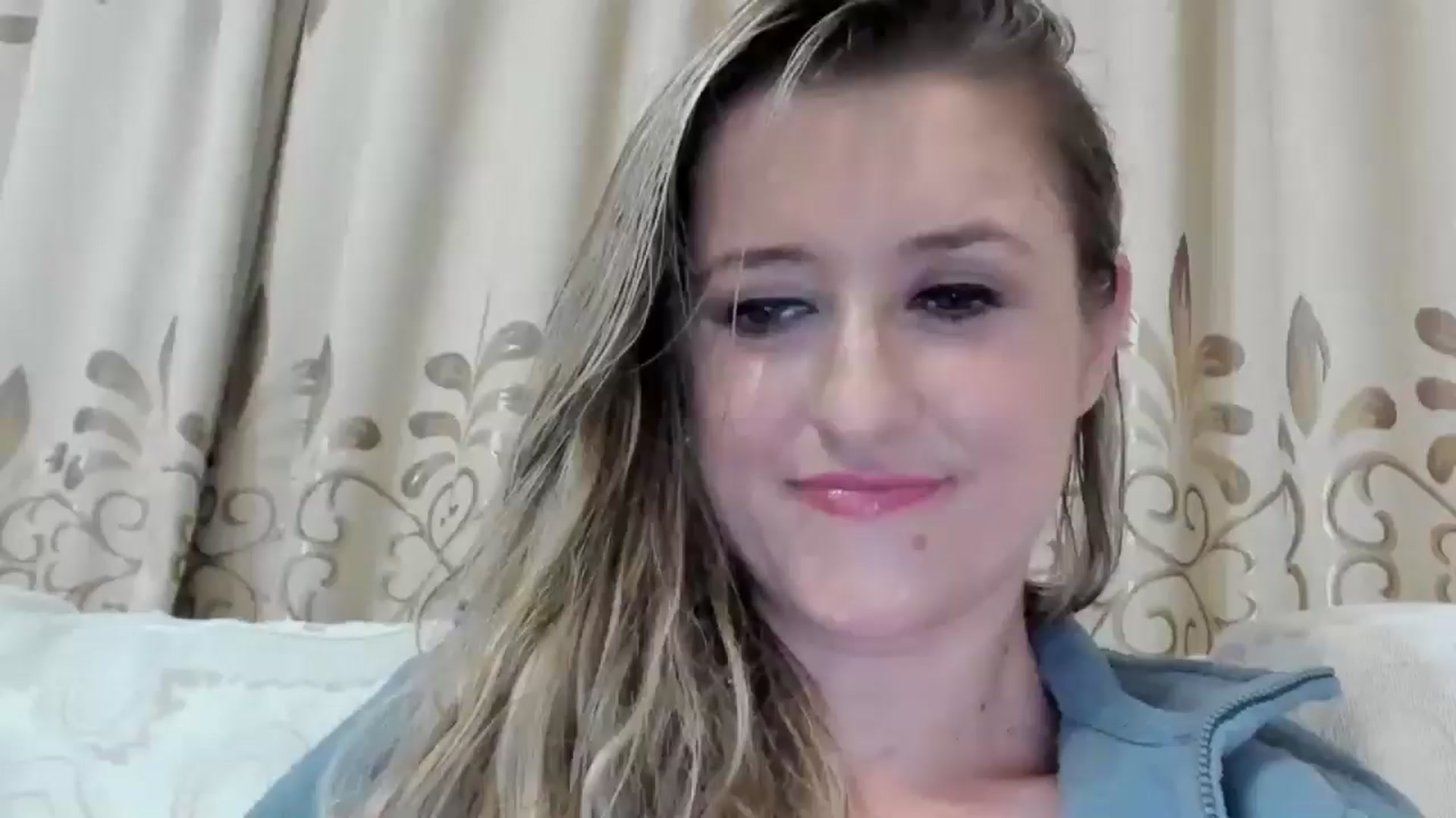 Gallery image thumbnail from BestDream's myfreecams stream on, 09/28/2025, 24:04 image 7 of 20