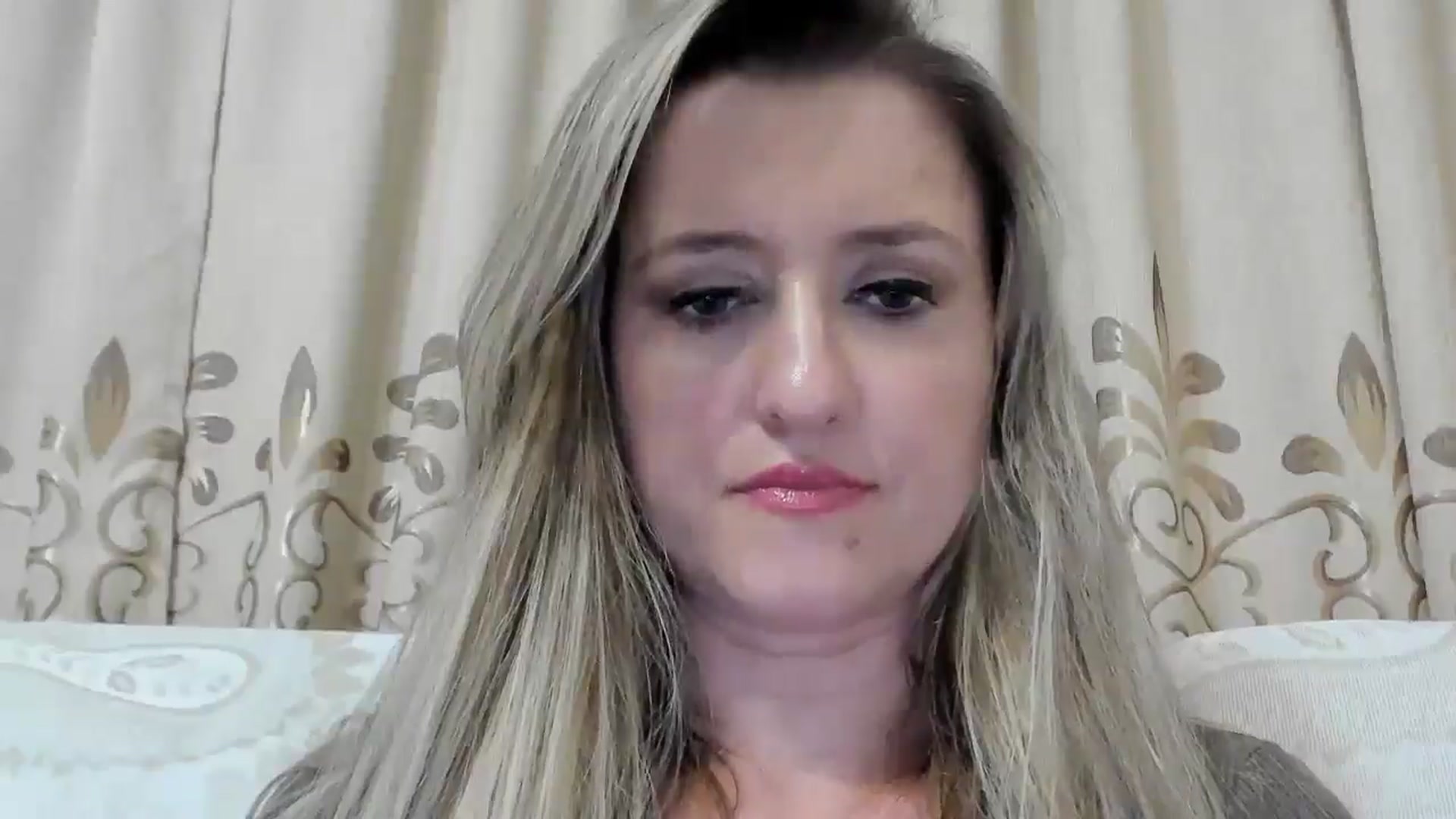Gallery image thumbnail from BestDream's myfreecams stream on, 09/28/2025, 22:35 image 15 of 20