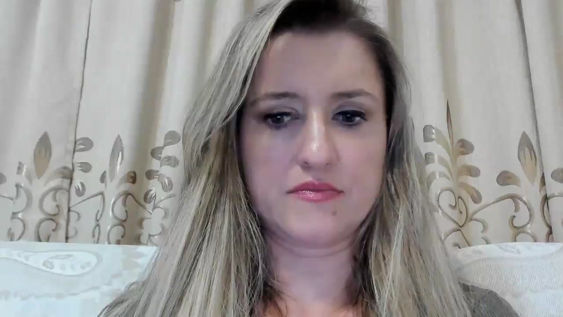 Gallery image thumbnail from BestDream's myfreecams stream on, 09/28/2025, 22:35 image 16 of 20