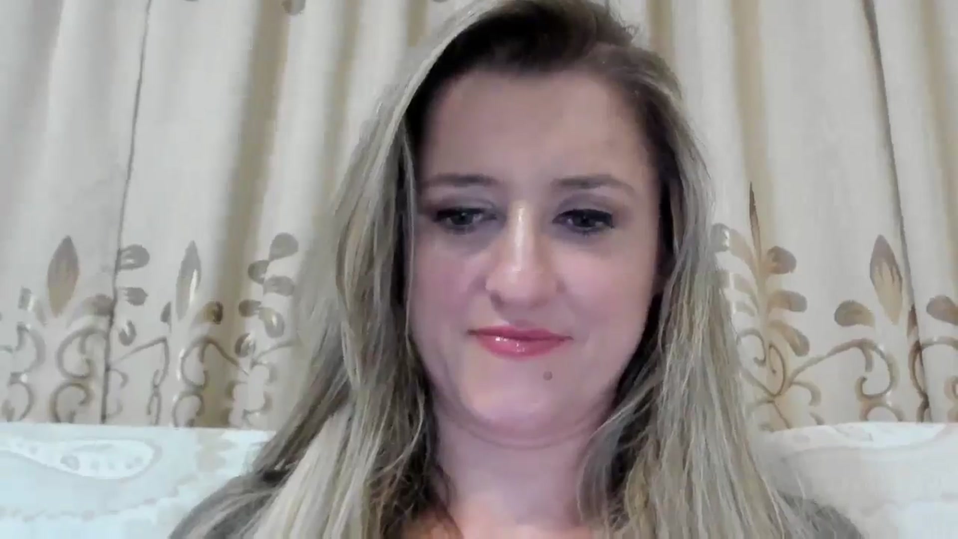 Gallery image thumbnail from BestDream's myfreecams stream on, 09/28/2025, 22:35 image 3 of 20