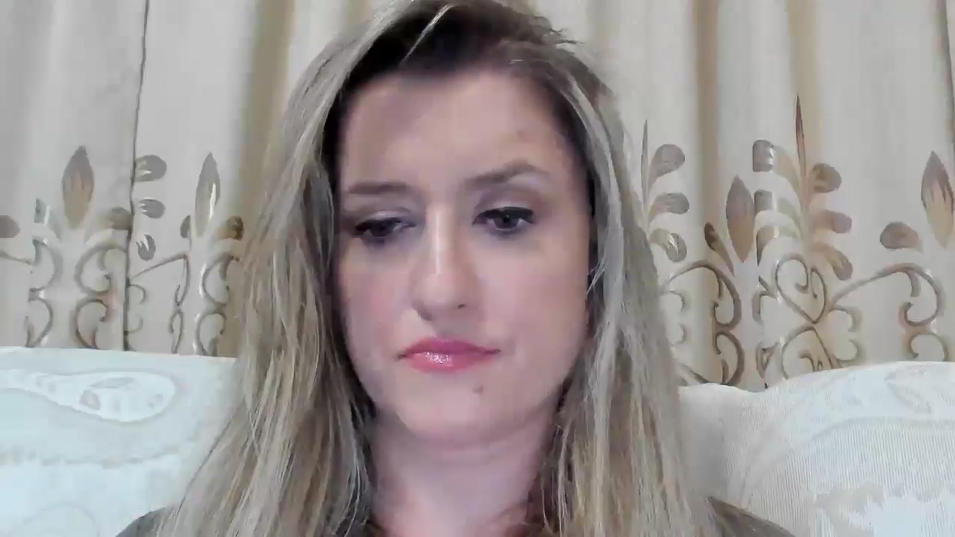 Gallery image thumbnail from BestDream's myfreecams stream on, 09/28/2025, 23:35 image 12 of 20