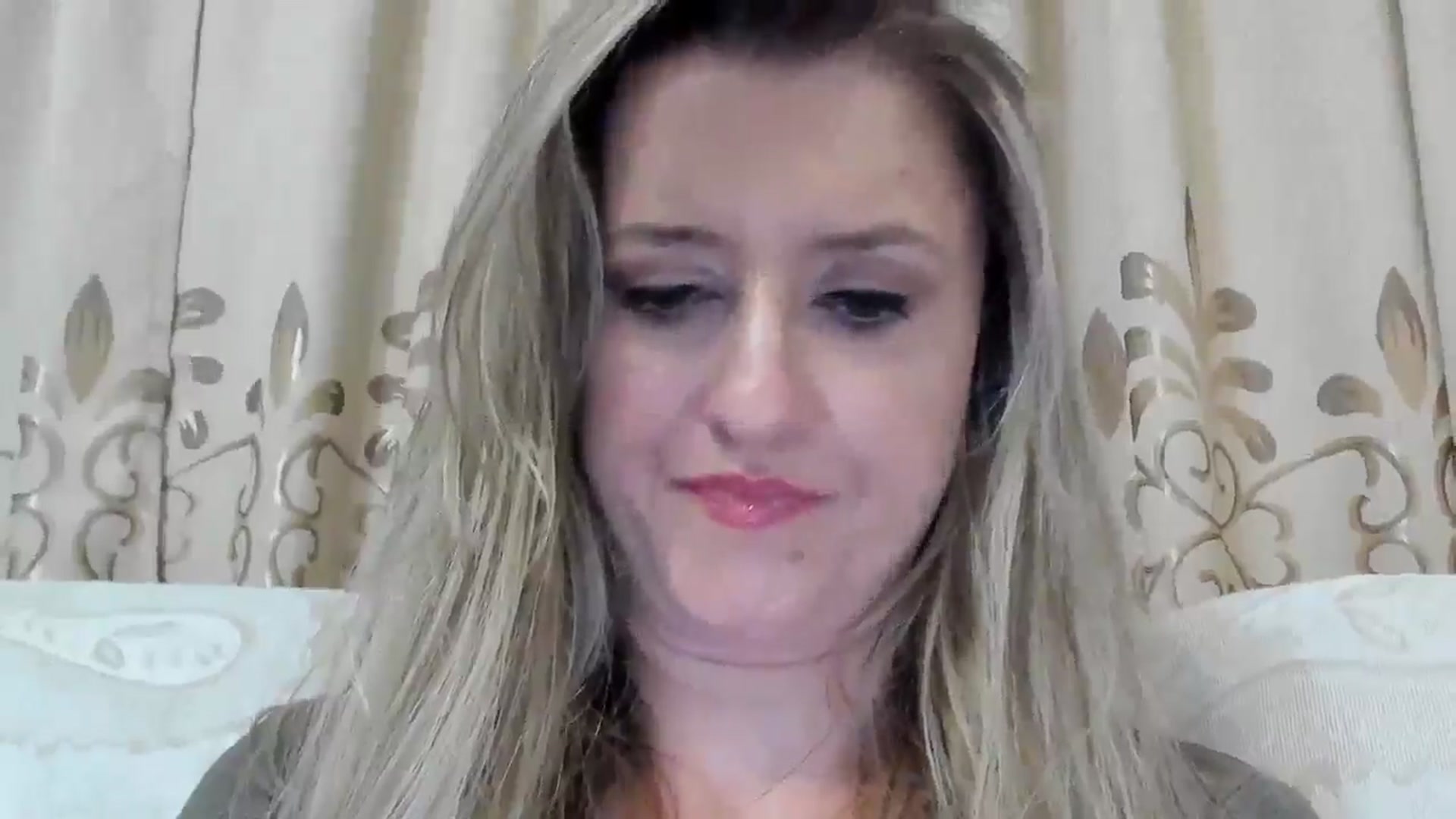 Gallery image thumbnail from BestDream's myfreecams stream on, 09/28/2025, 23:35 image 5 of 20