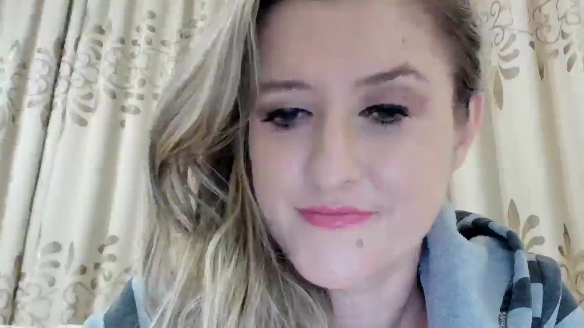 Gallery image thumbnail from BestDream's myfreecams stream on, 09/30/2025, 24:00 image 5 of 20