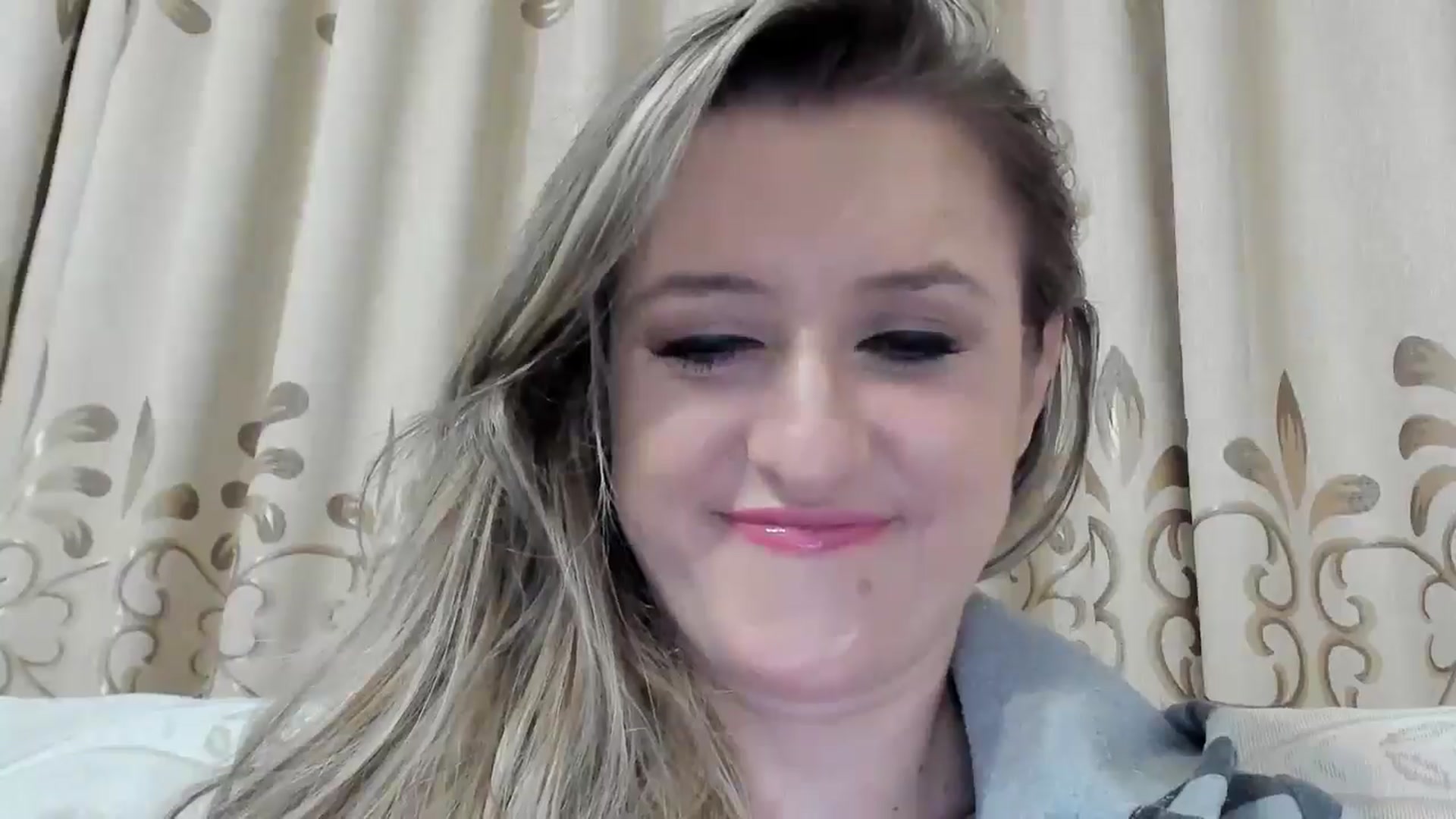 Gallery image thumbnail from BestDream's myfreecams stream on, 09/30/2025, 24:00 image 16 of 20