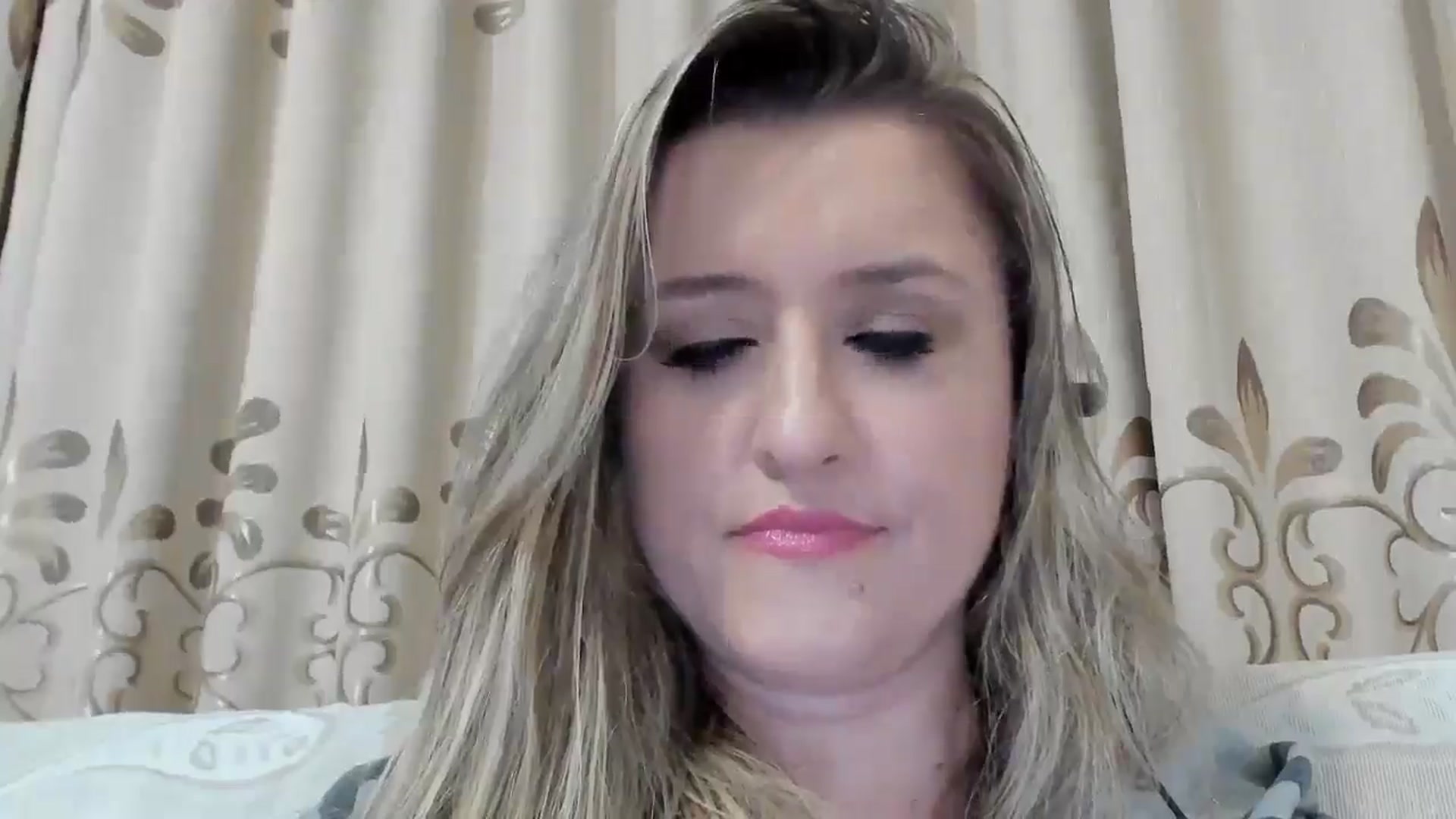 Gallery image thumbnail from BestDream's myfreecams stream on, 09/30/2025, 24:45 image 19 of 20
