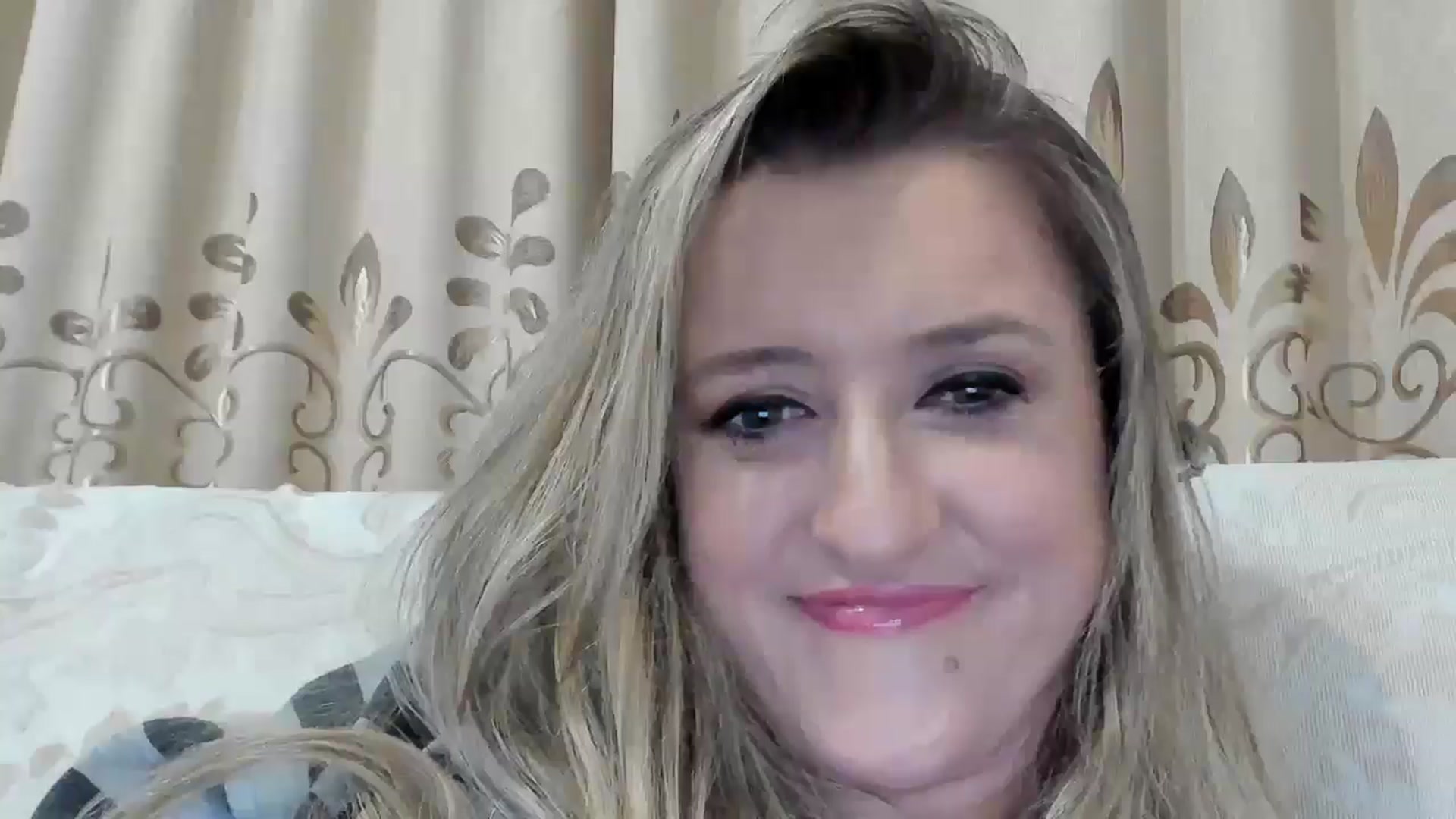 Gallery image thumbnail from BestDream's myfreecams stream on, 09/30/2025, 01:06 image 8 of 20