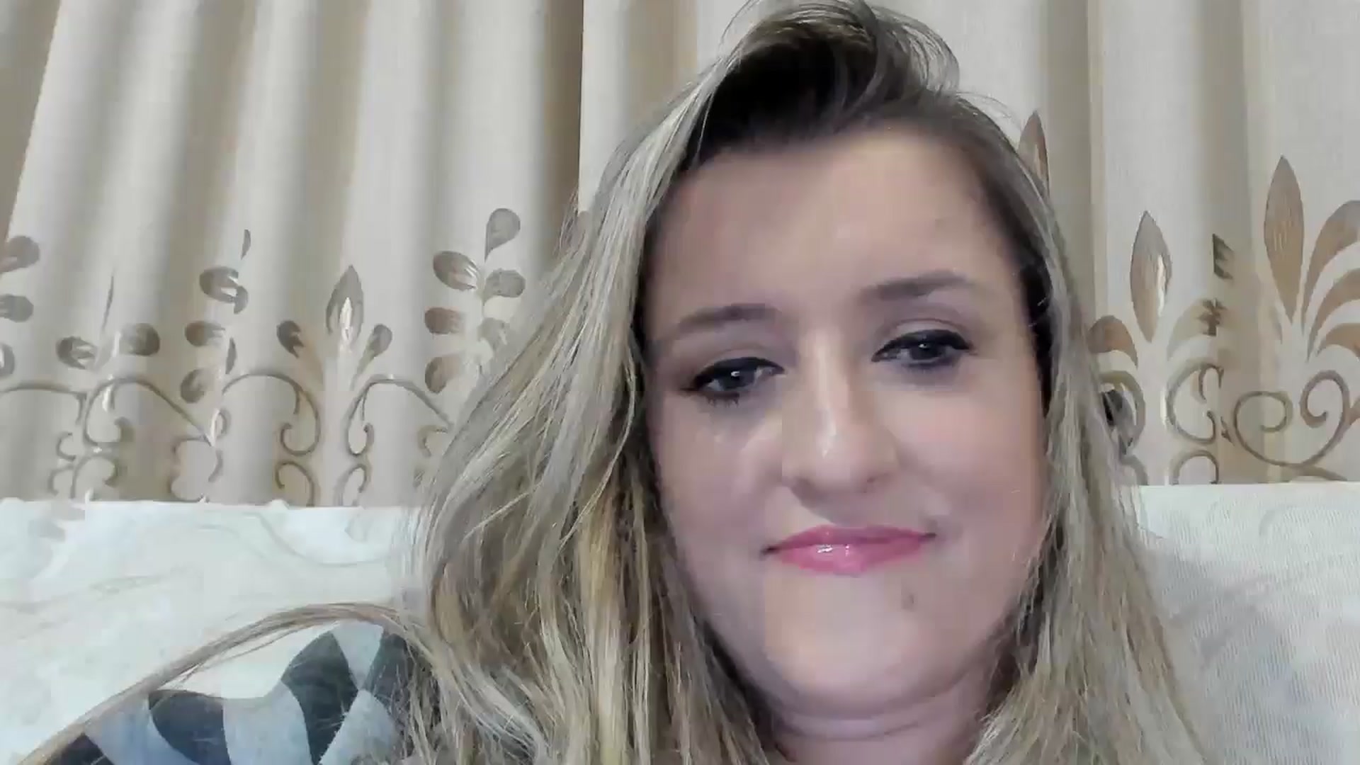 Gallery image thumbnail from BestDream's myfreecams stream on, 09/30/2025, 01:06 image 5 of 20