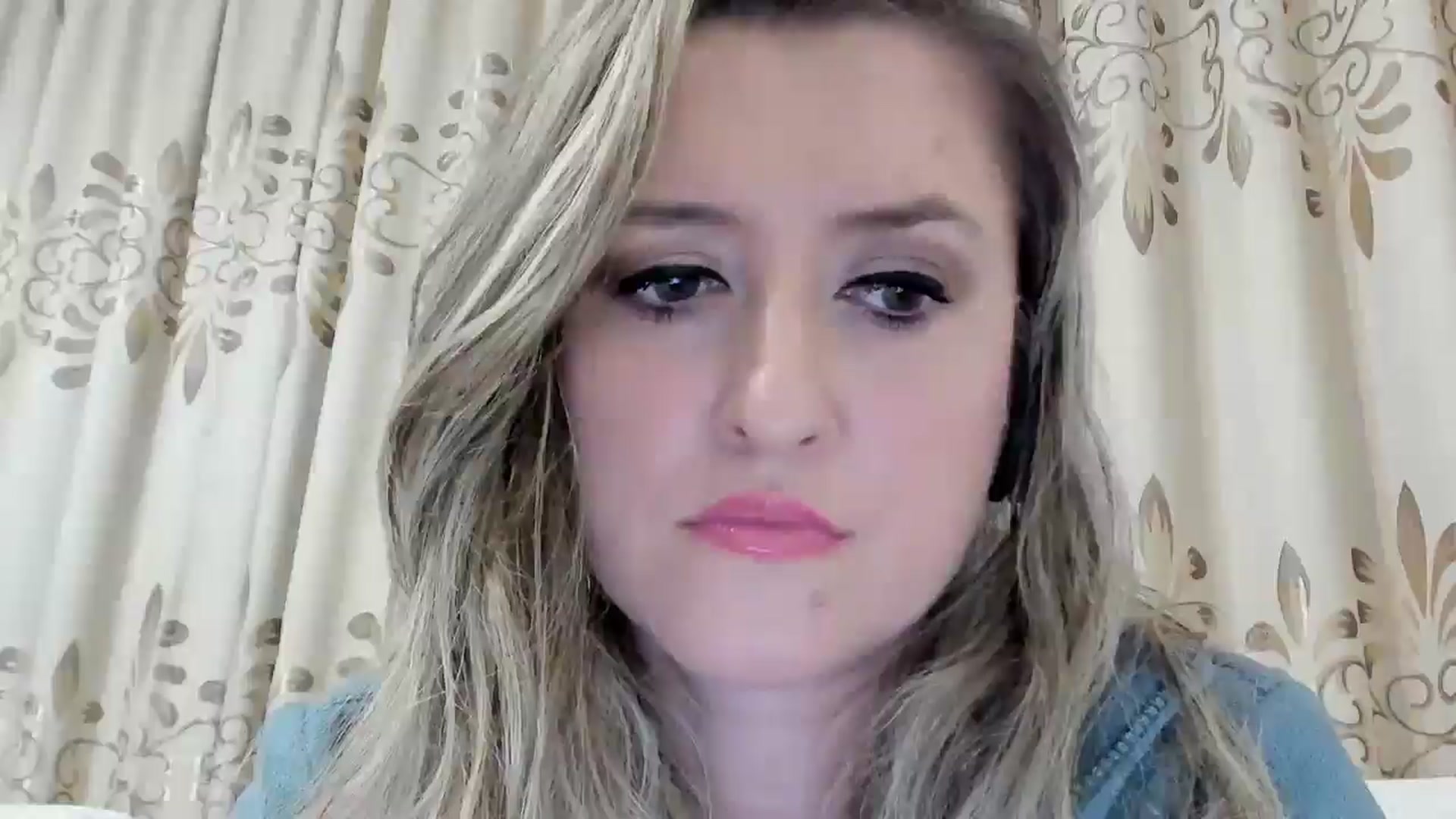 Gallery image thumbnail from BestDream's myfreecams stream on, 09/30/2025, 23:58 image 16 of 20