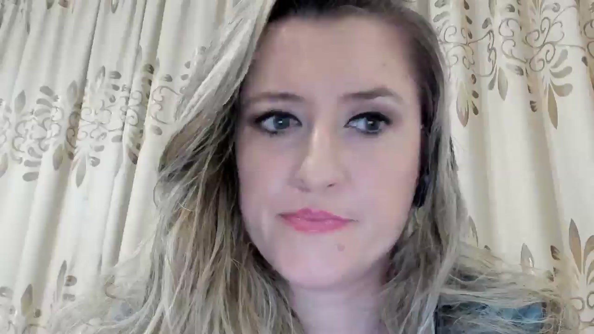Gallery image thumbnail from BestDream's myfreecams stream on, 09/30/2025, 23:58 image 5 of 20