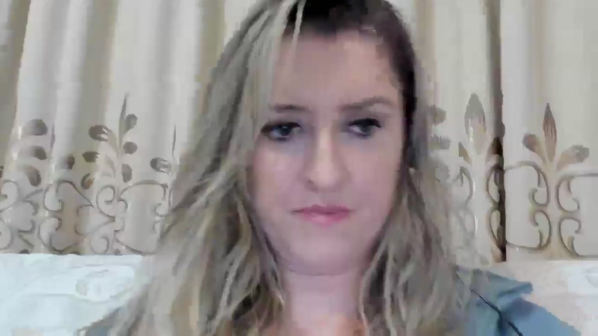 Gallery image thumbnail from BestDream's myfreecams stream on, 10/01/2025, 23:25 image 2 of 20