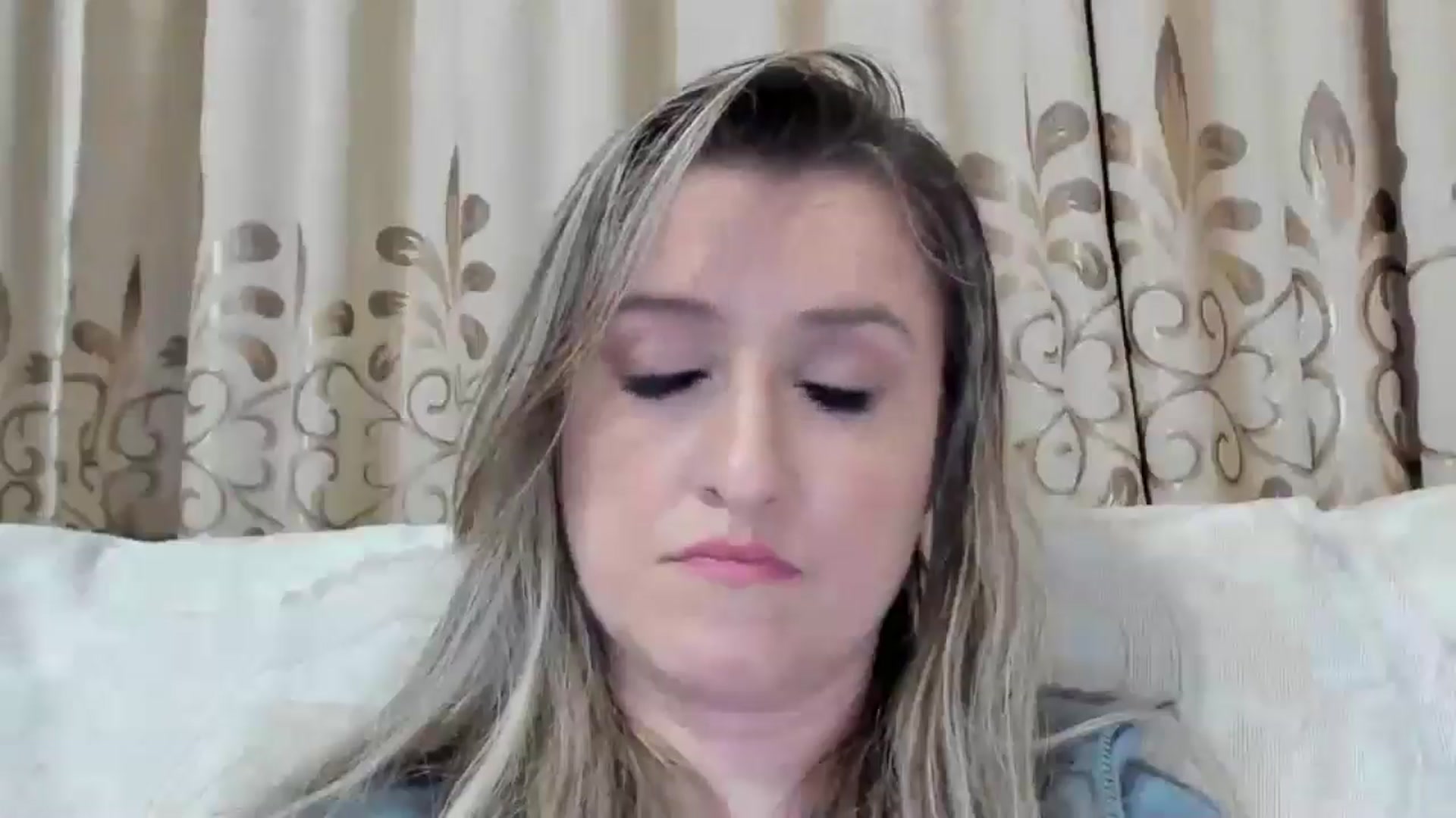 Gallery image thumbnail from BestDream's myfreecams stream on, 10/02/2025, 02:03 image 18 of 20