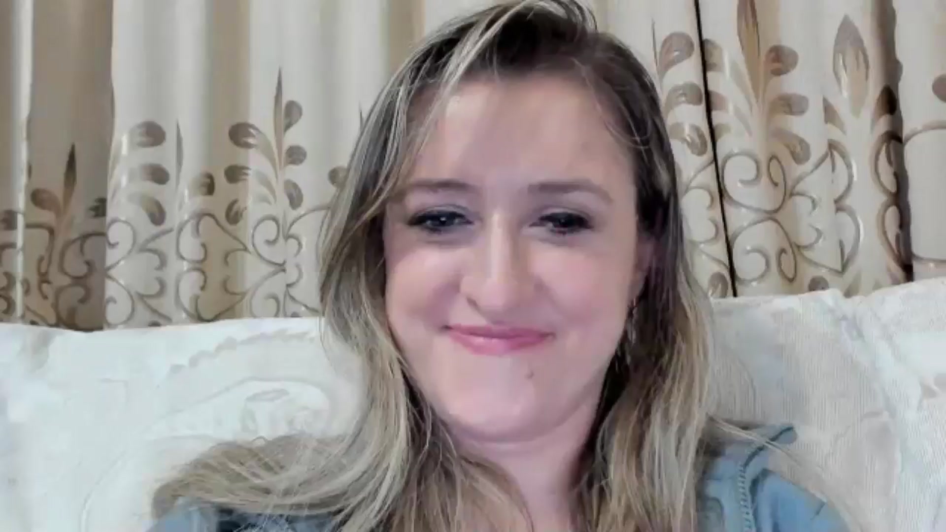 Gallery image thumbnail from BestDream's myfreecams stream on, 10/02/2025, 02:22 image 17 of 20