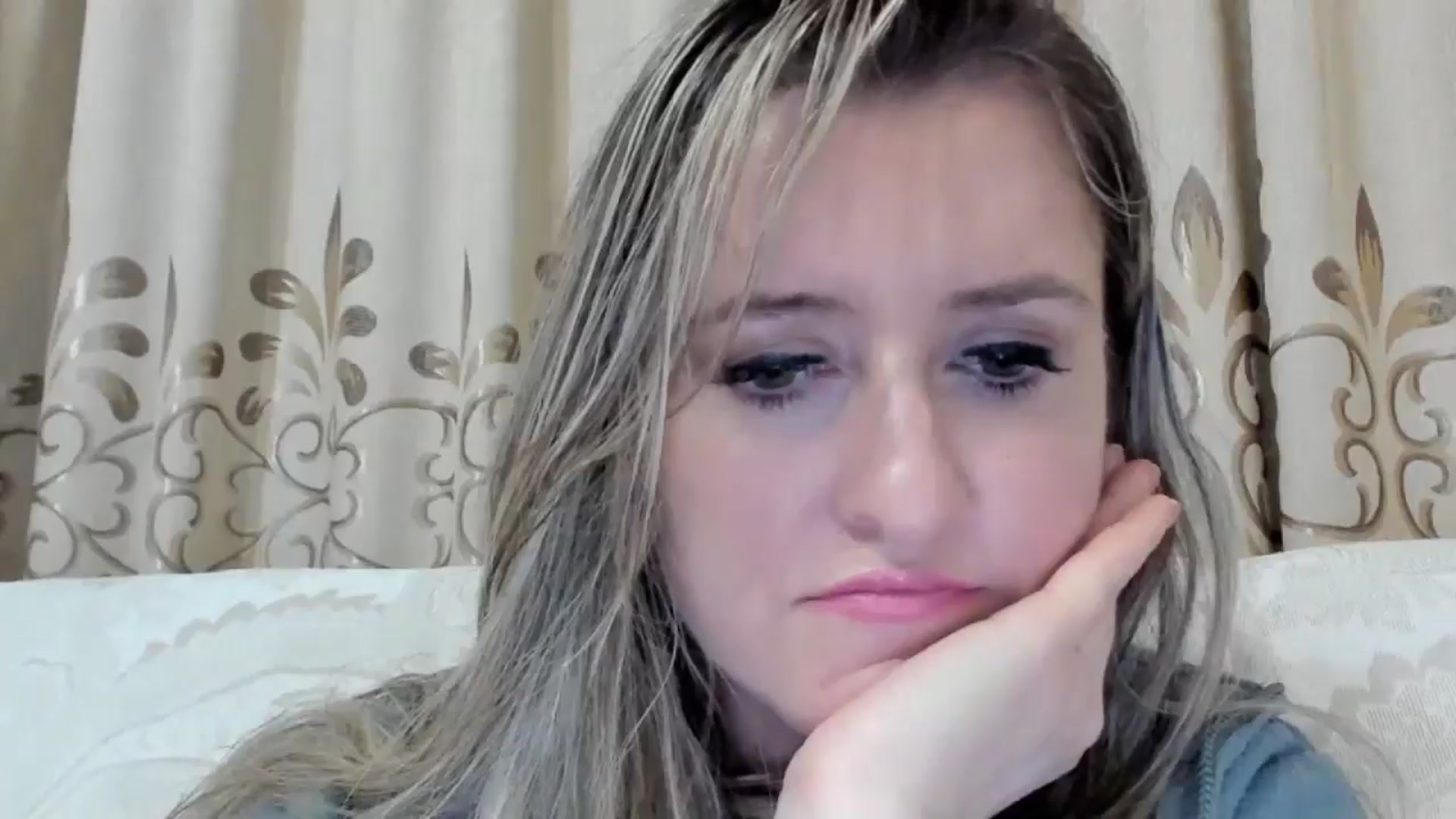 Gallery image thumbnail from BestDream's myfreecams stream on, 10/02/2025, 02:38 image 2 of 20