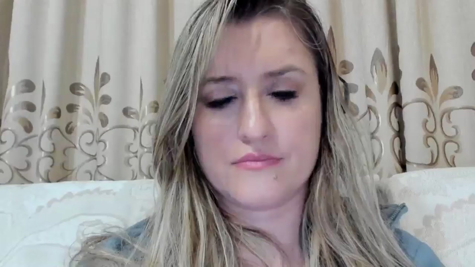 Gallery image thumbnail from BestDream's myfreecams stream on, 10/02/2025, 02:38 image 18 of 20