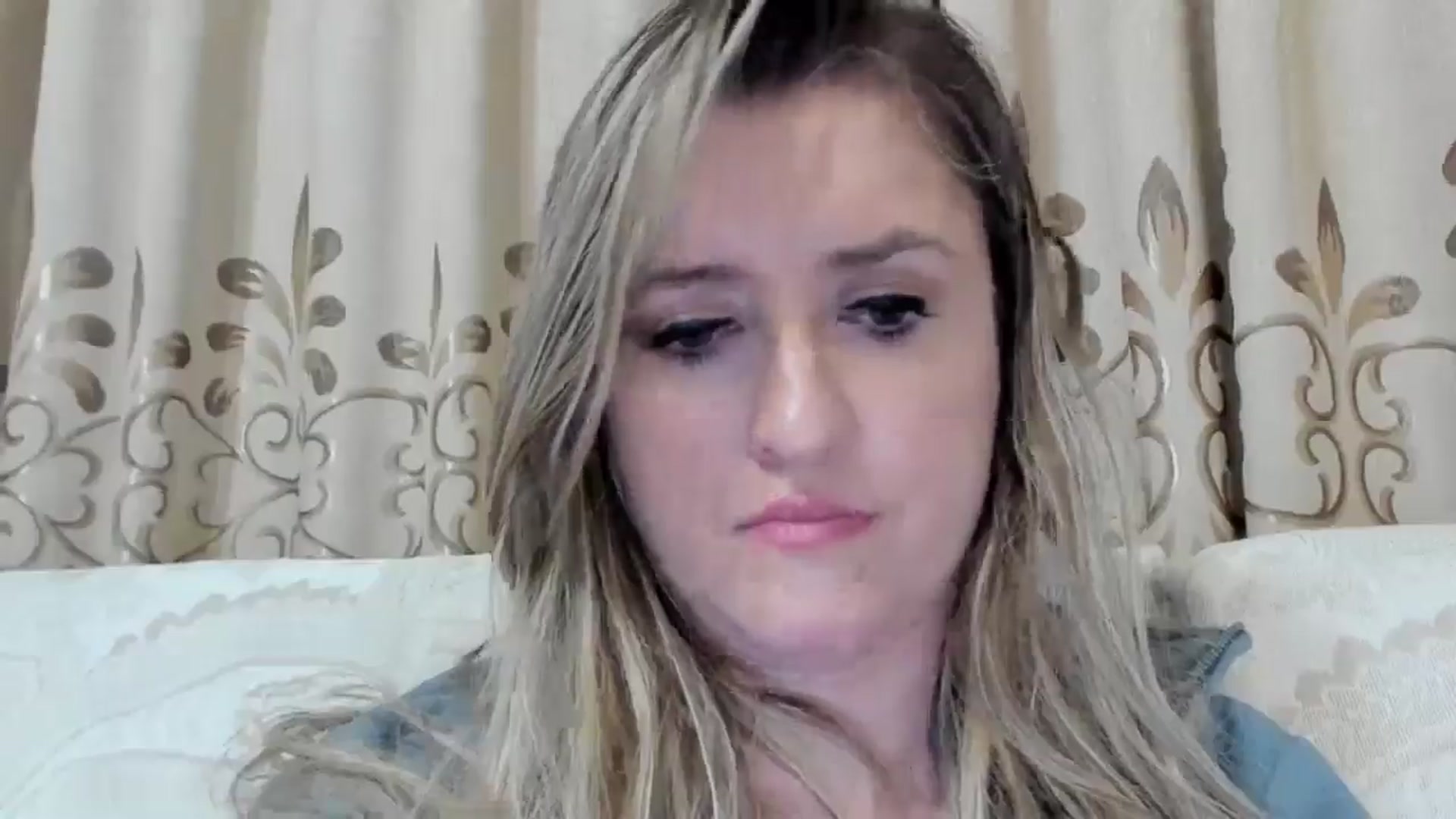 Gallery image thumbnail from BestDream's myfreecams stream on, 10/02/2025, 02:38 image 16 of 20