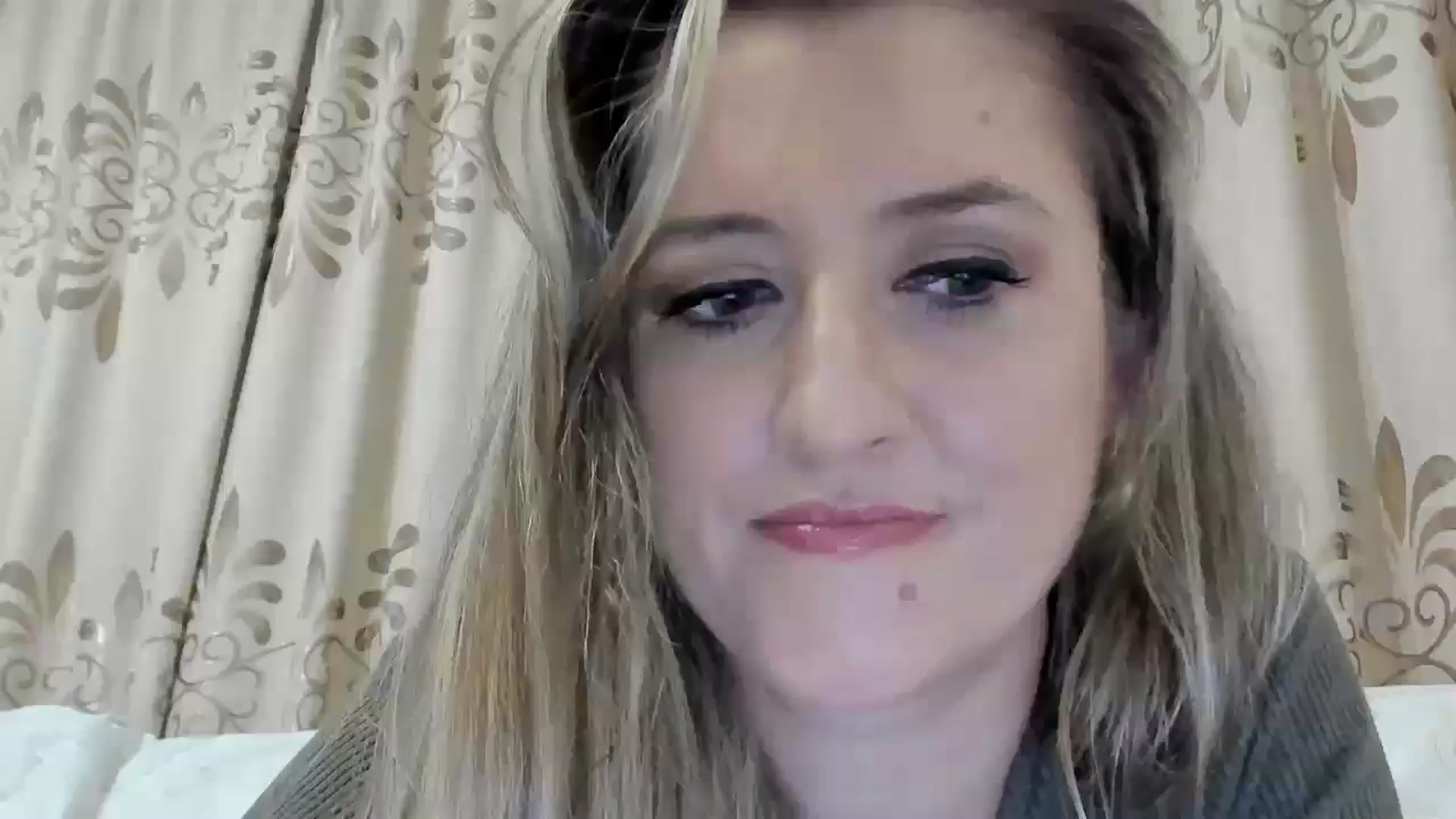 Gallery image thumbnail from BestDream's myfreecams stream on, 10/03/2025, 24:12 image 5 of 20